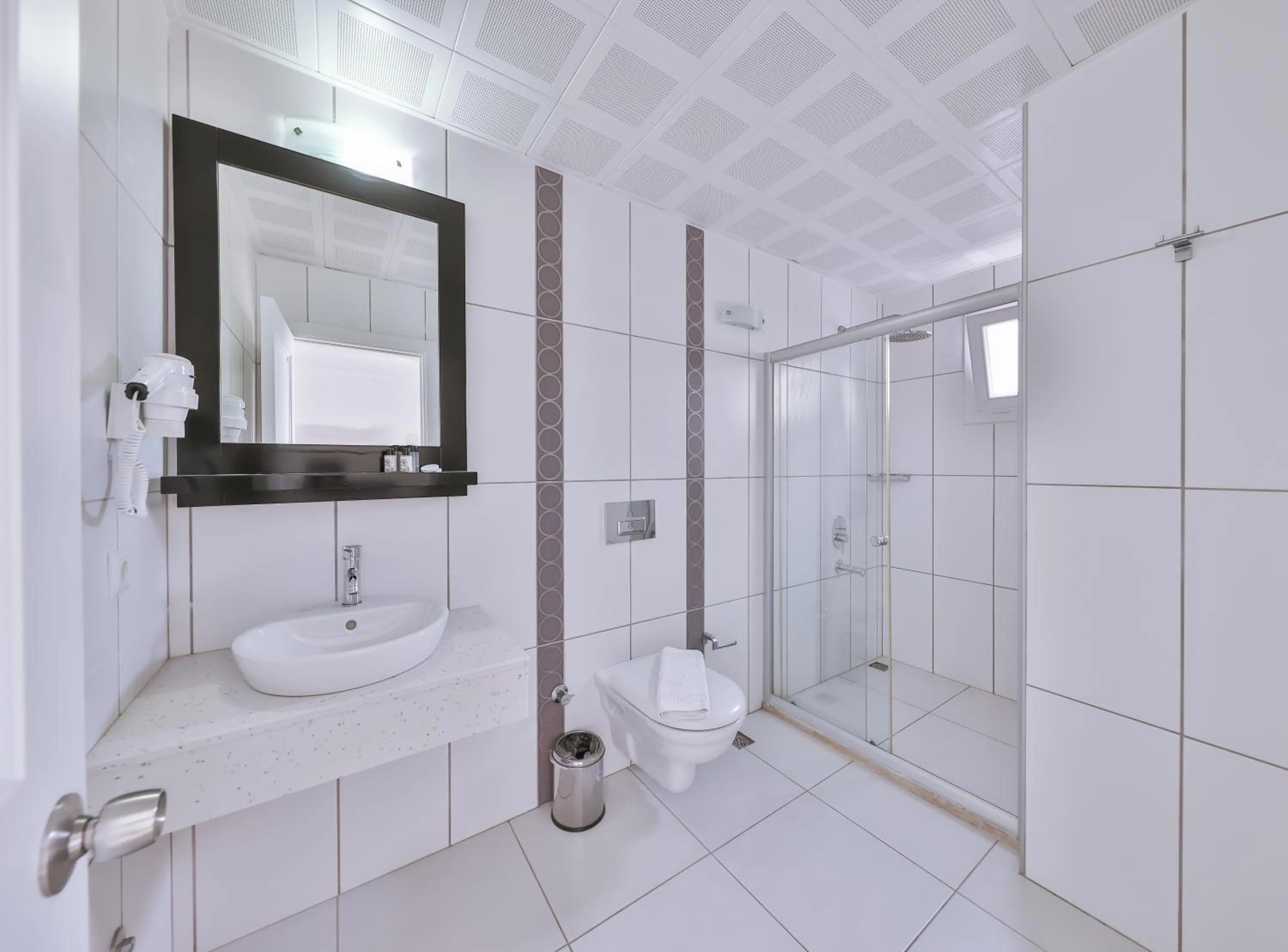 Bathroom in Belinda Hotel