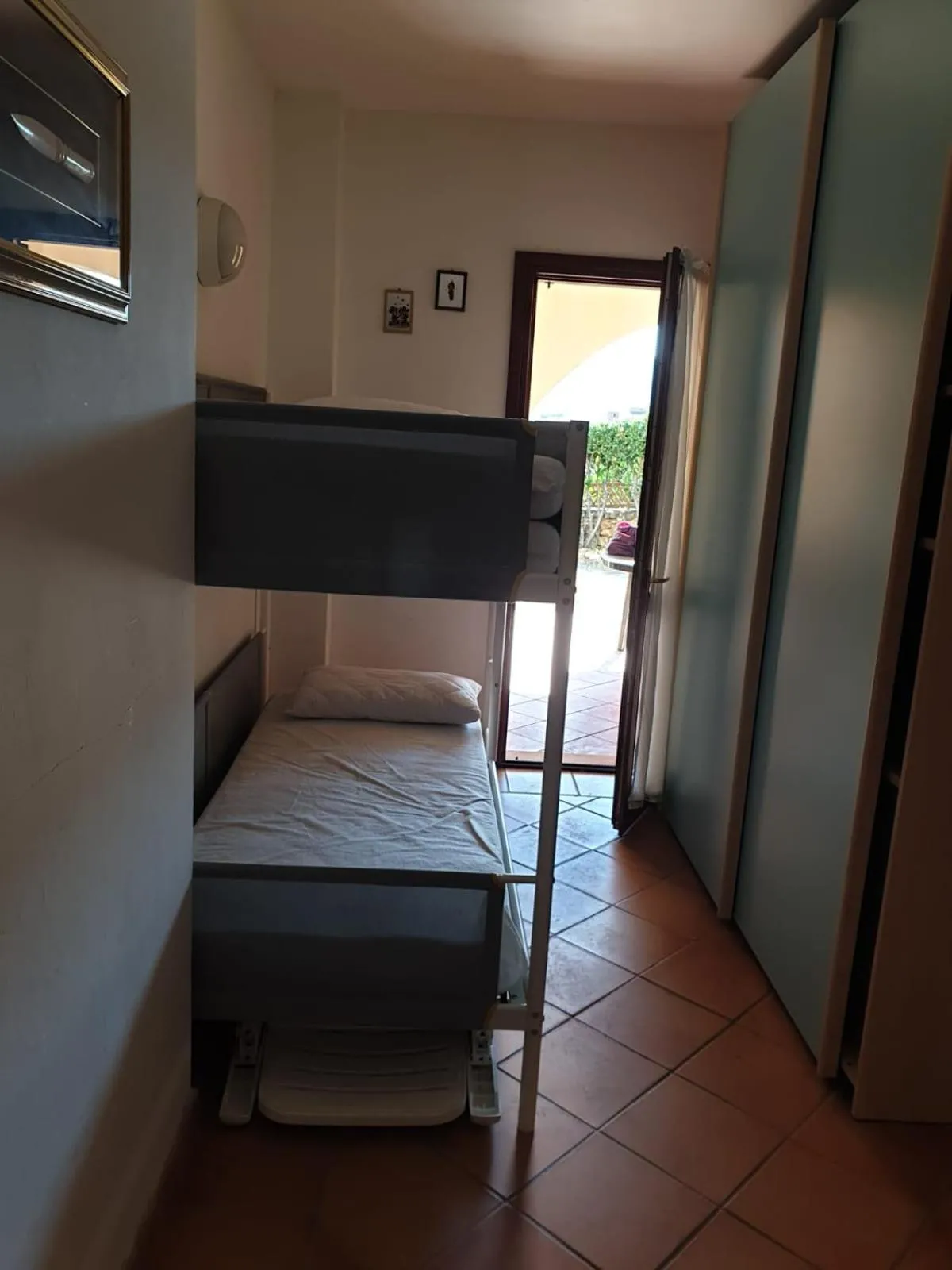 bunk bed, Bed in Cala Delfino