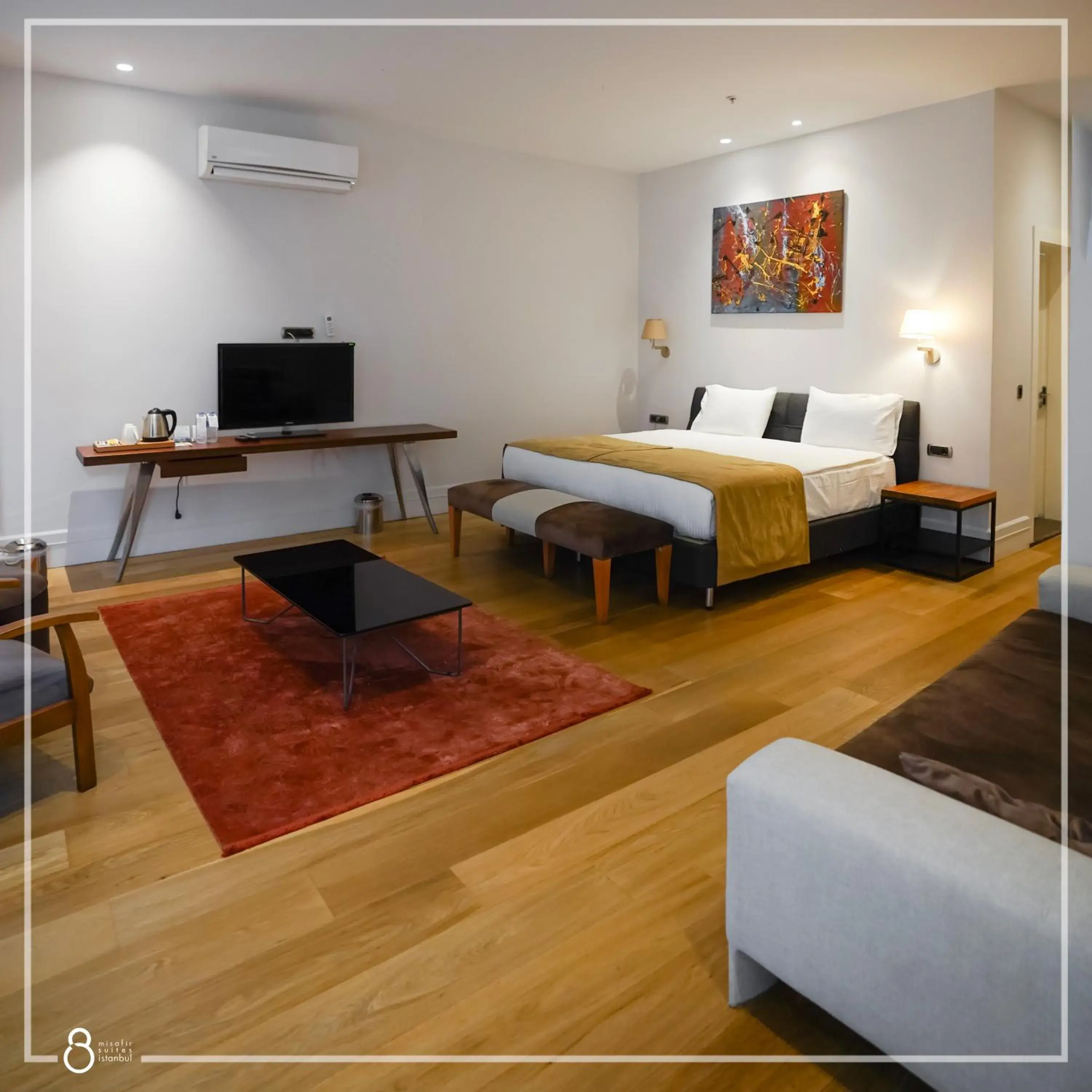 King Suite with Spa Bath in Misafir Suites 8 Istanbul King Suite with Spa Bath in Misafir Suites 8 Istanbul