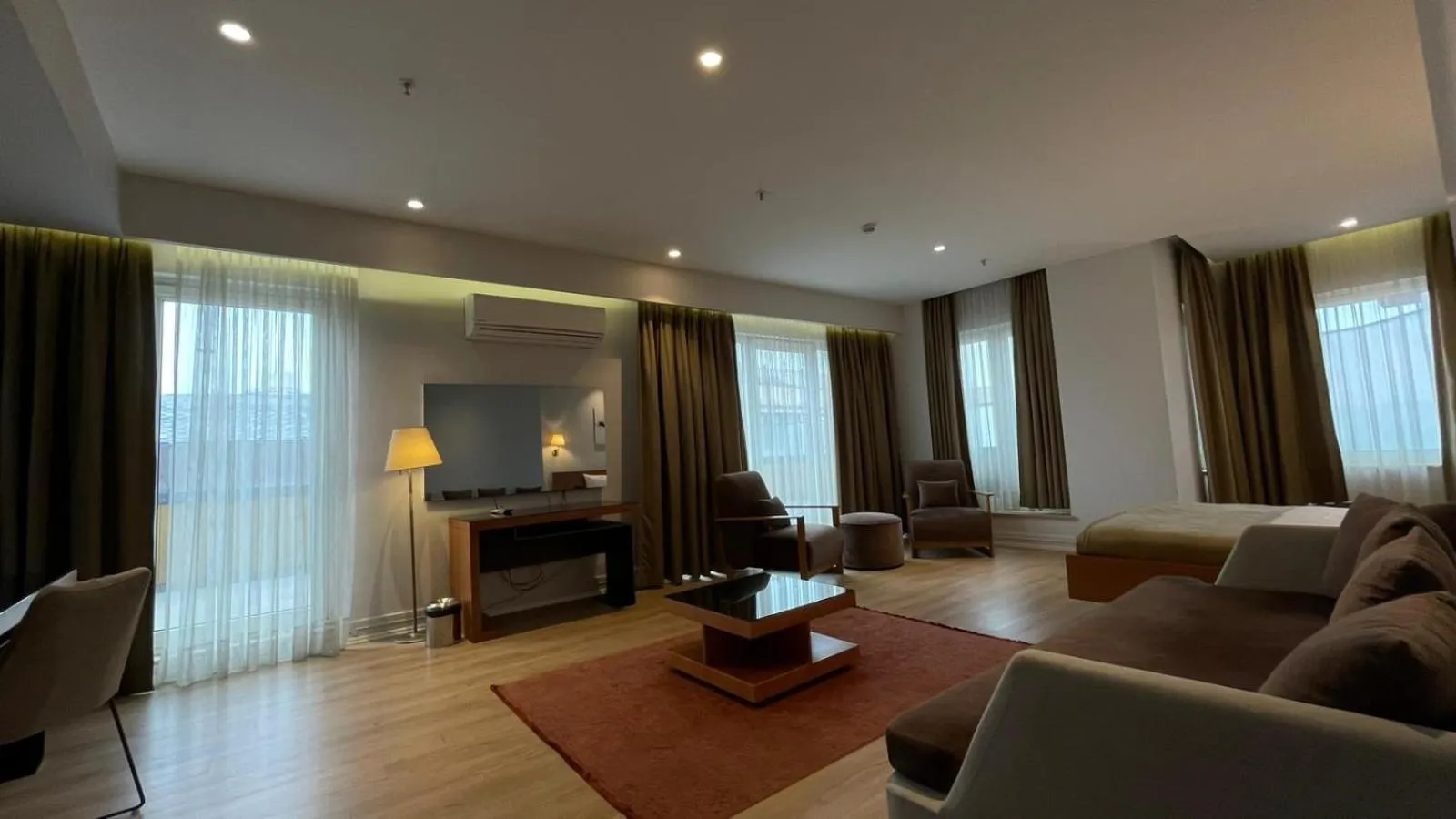 Photo of the whole room in Misafir Suites 8 Istanbul