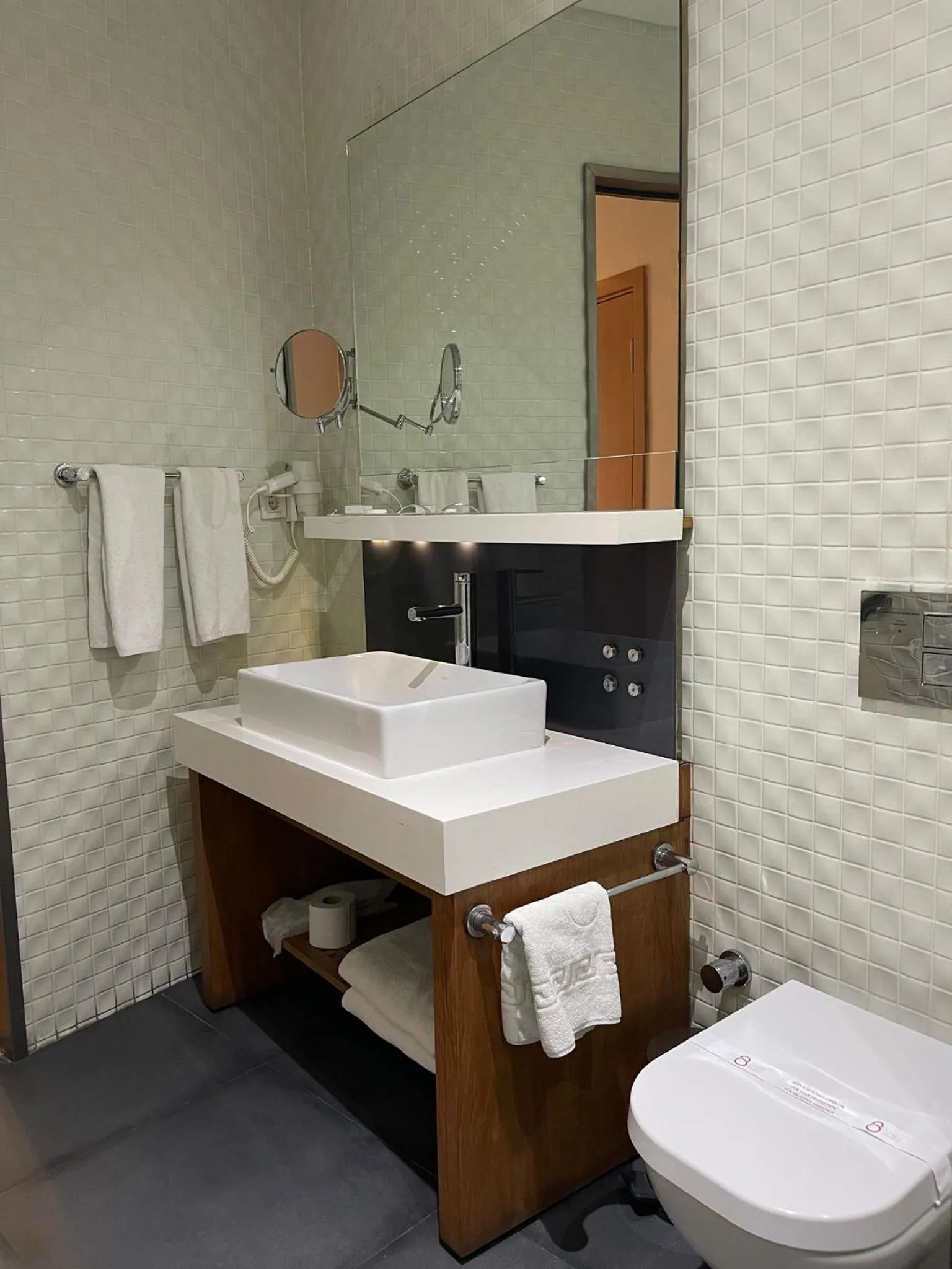 Toilet in Misafir Suites 8 Istanbul