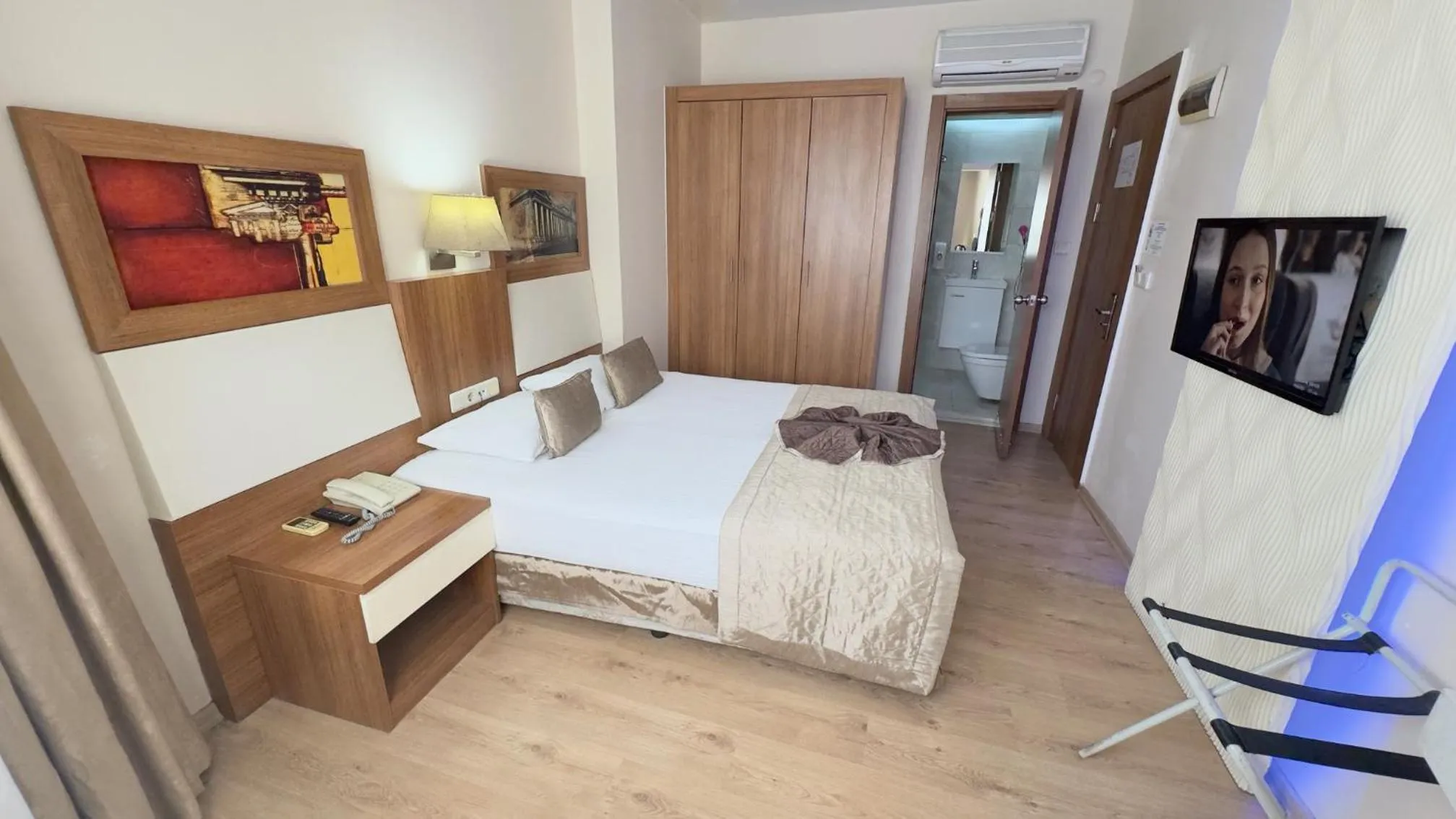 Bed in Hotel Baylan İzmir