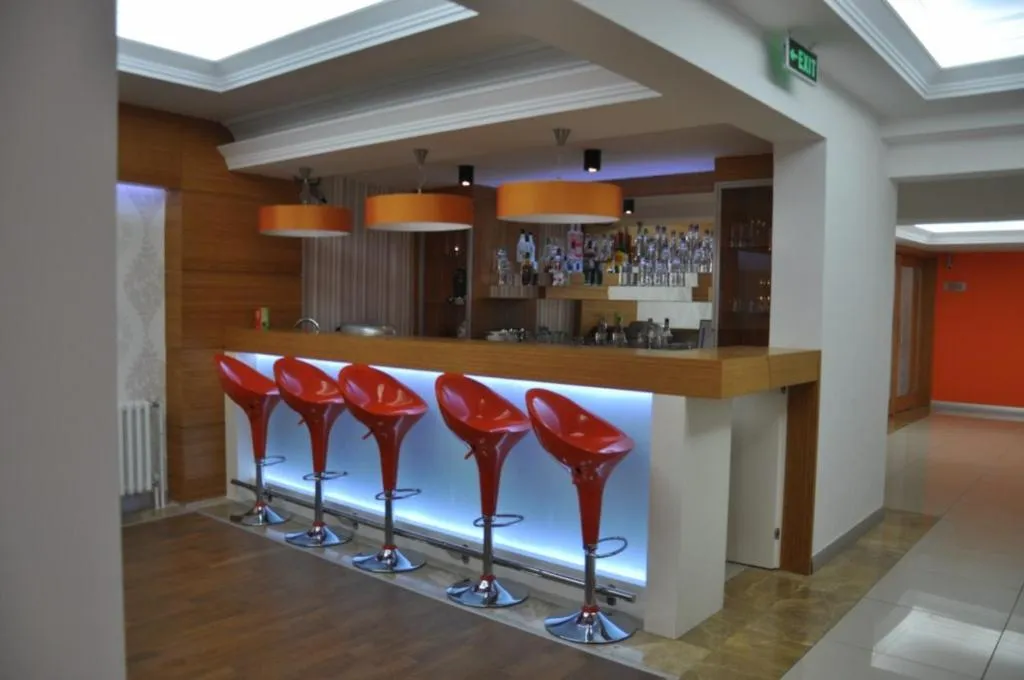 Lounge or bar in Hotel Baylan İzmir