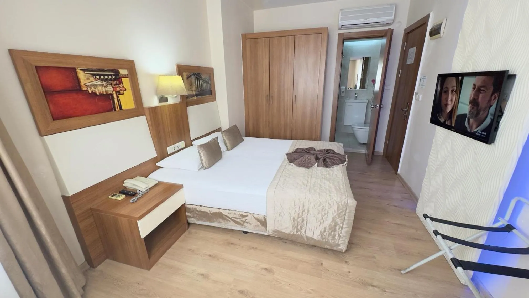 Bed in Hotel Baylan İzmir