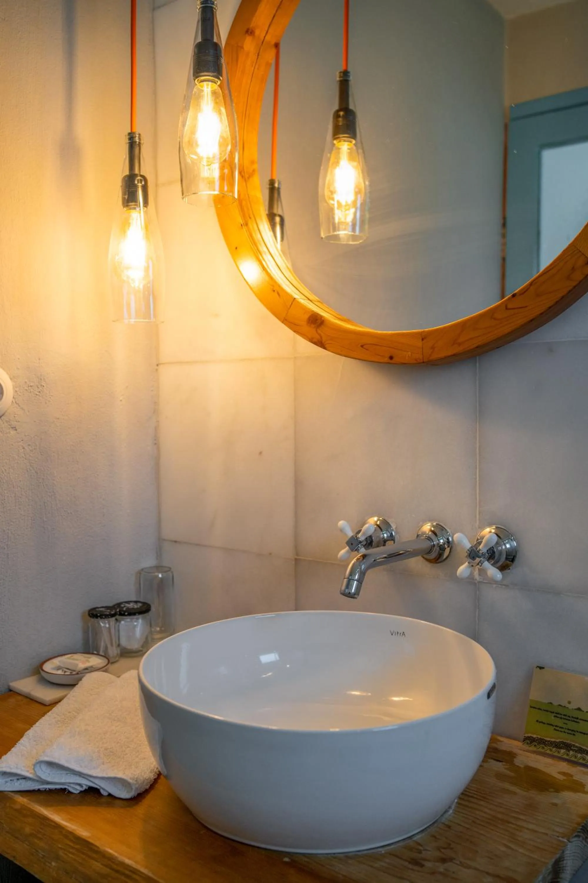 Bathroom in Yonca Lodge