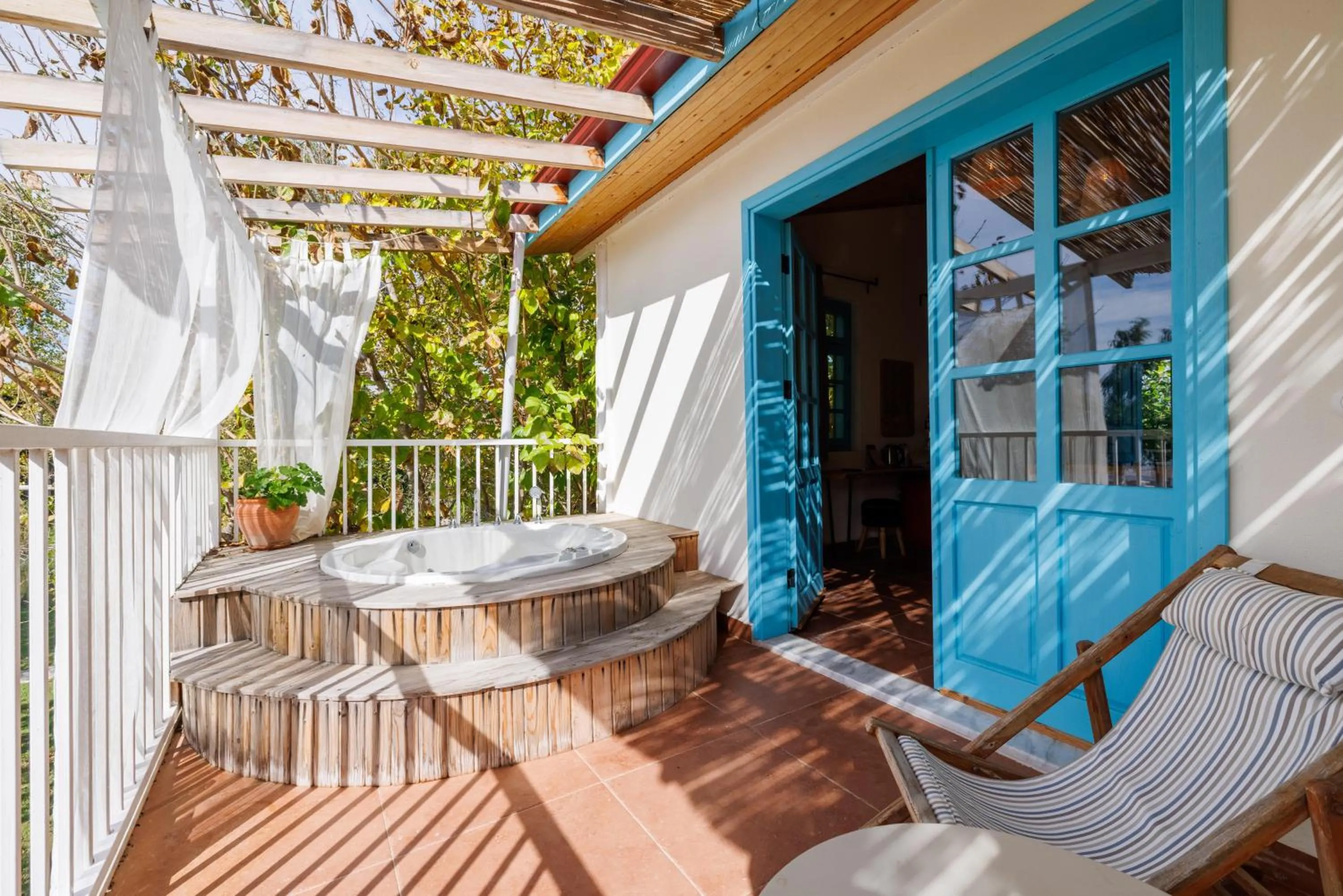 Balcony/Terrace in Yonca Lodge
