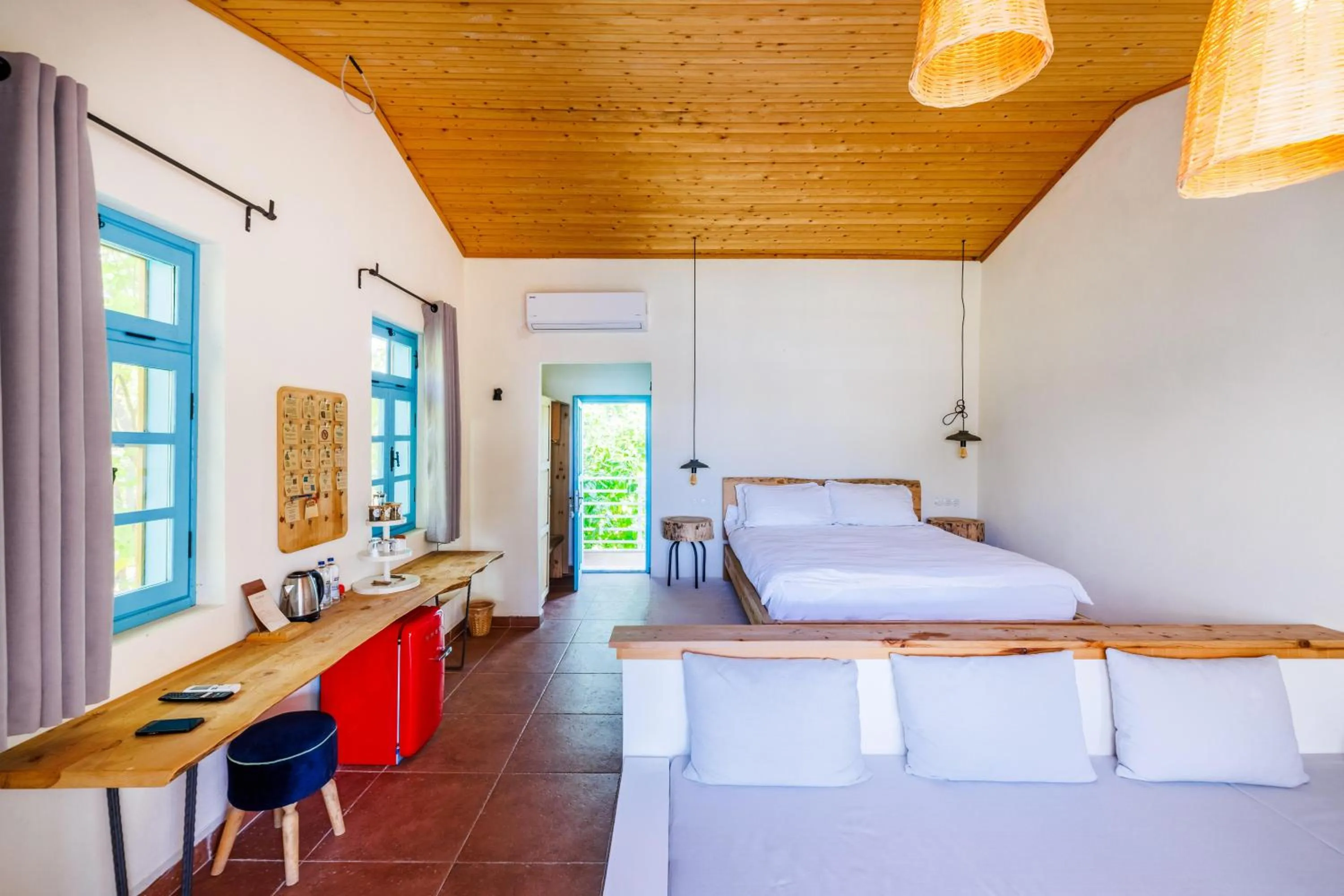 Photo of the whole room, Bed in Yonca Lodge