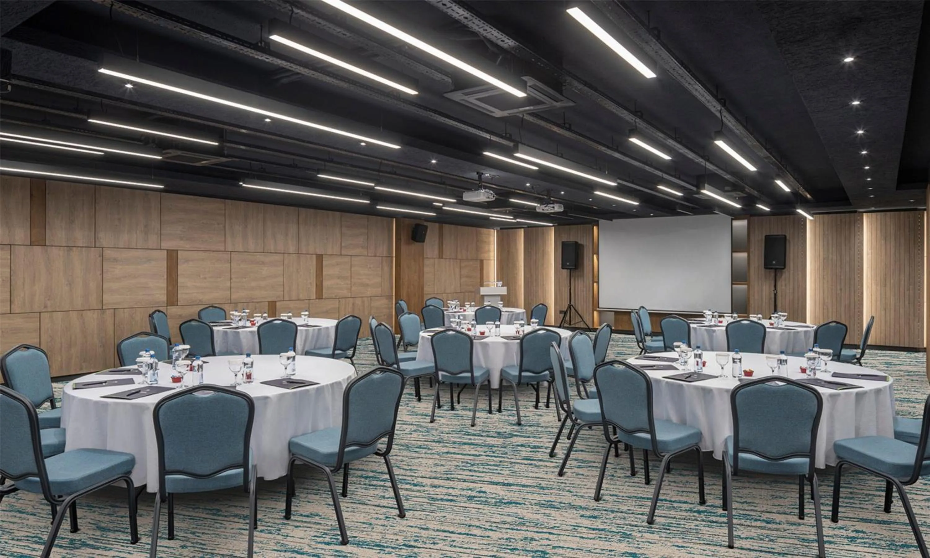 Meeting/conference room in DoubleTree by Hilton Bodrum Isil Club Ultra All-Inclusive Resort