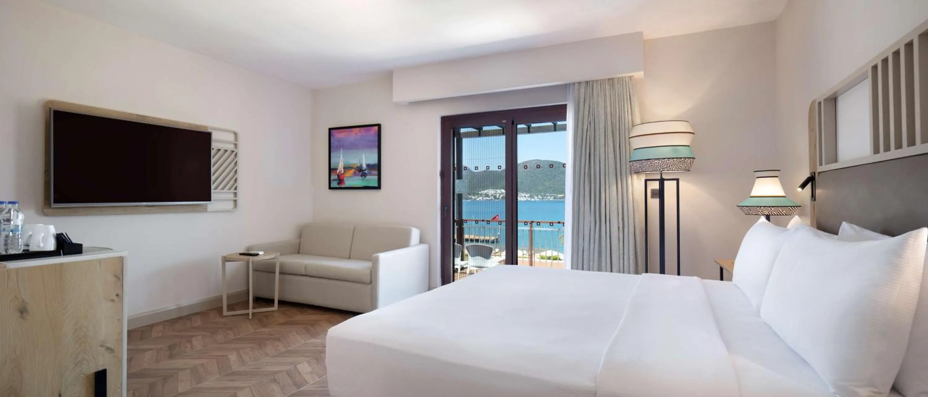 Bed in DoubleTree by Hilton Bodrum Isil Club Ultra All-Inclusive Resort