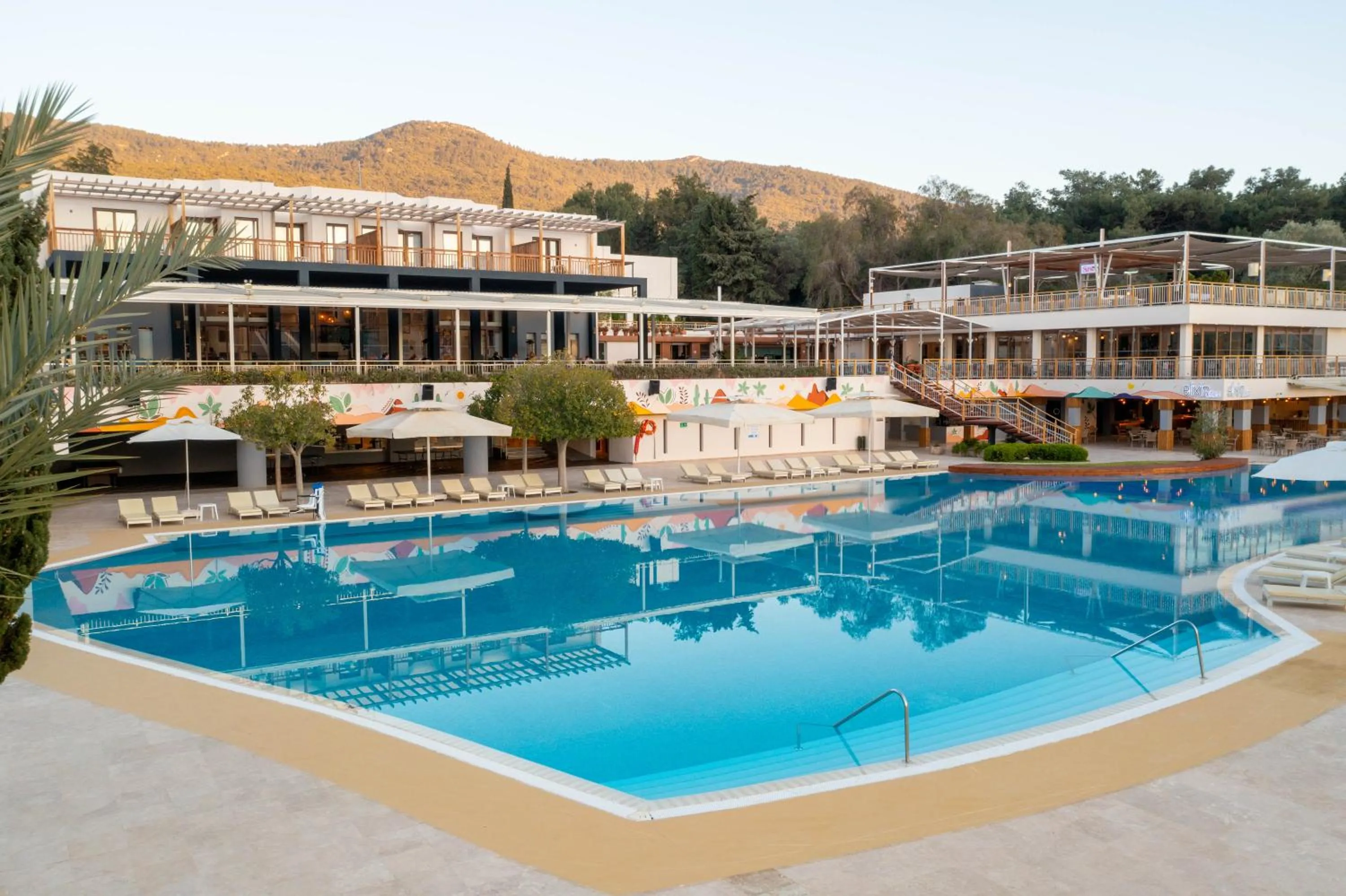 Property building in DoubleTree by Hilton Bodrum Isil Club Ultra All-Inclusive Resort