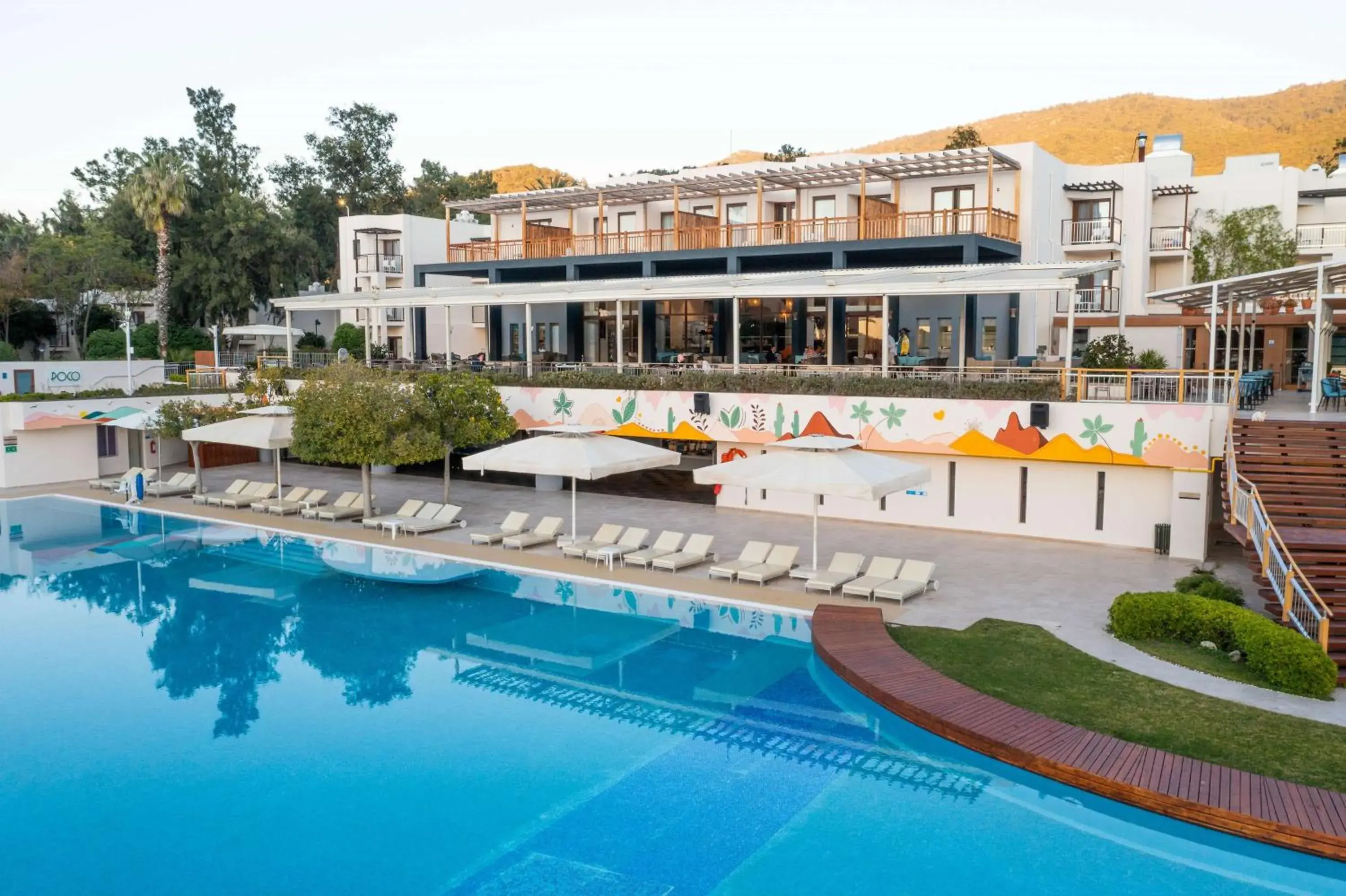 Pool view in DoubleTree by Hilton Bodrum Isil Club Ultra All-Inclusive Resort Pool view in DoubleTree by Hilton Bodrum Isil Club Ultra All-Inclusive Resort