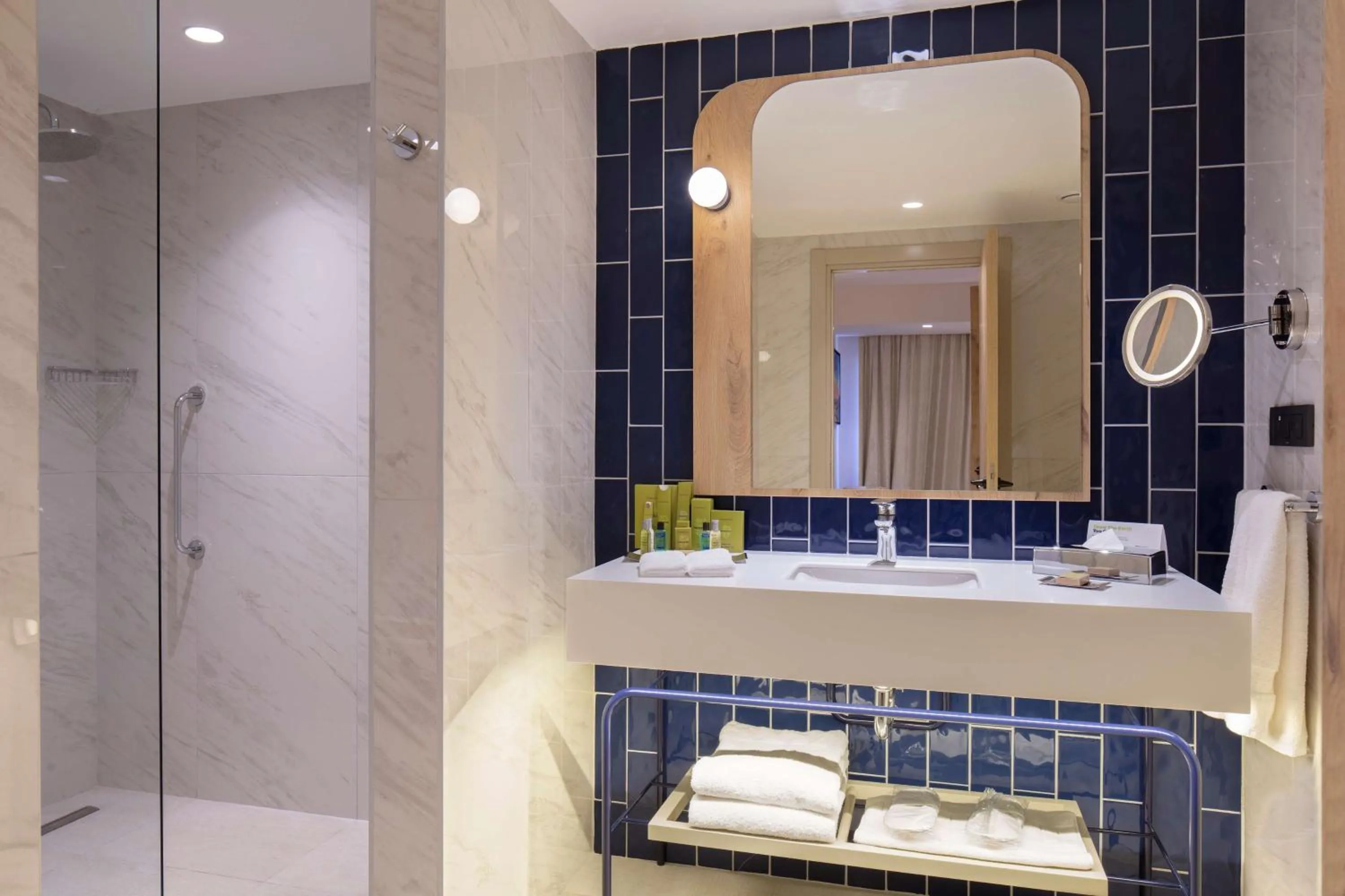 Shower in DoubleTree by Hilton Bodrum Isil Club Ultra All-Inclusive Resort