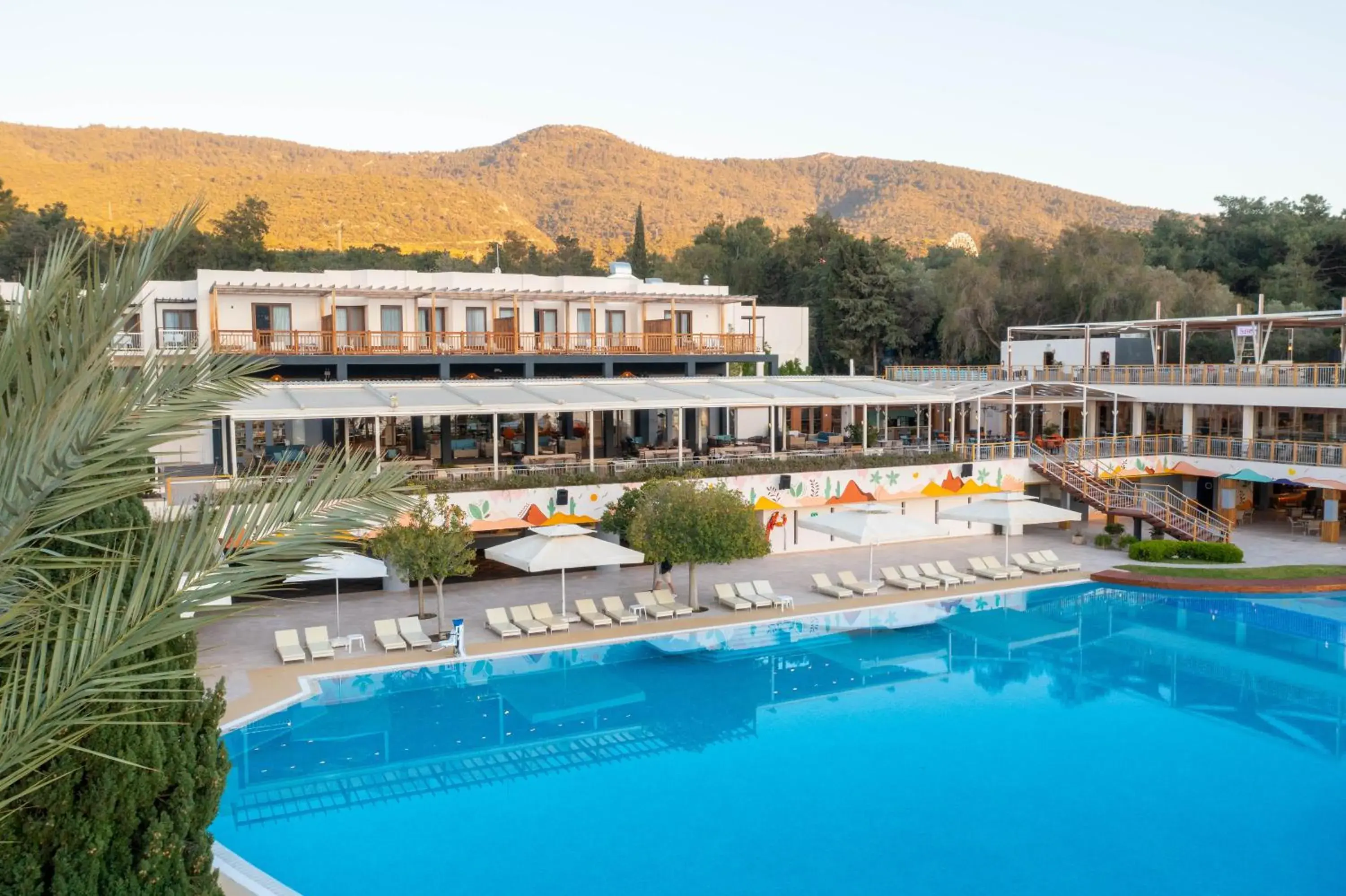 Property building in DoubleTree by Hilton Bodrum Isil Club Ultra All-Inclusive Resort Property building in DoubleTree by Hilton Bodrum Isil Club Ultra All-Inclusive Resort