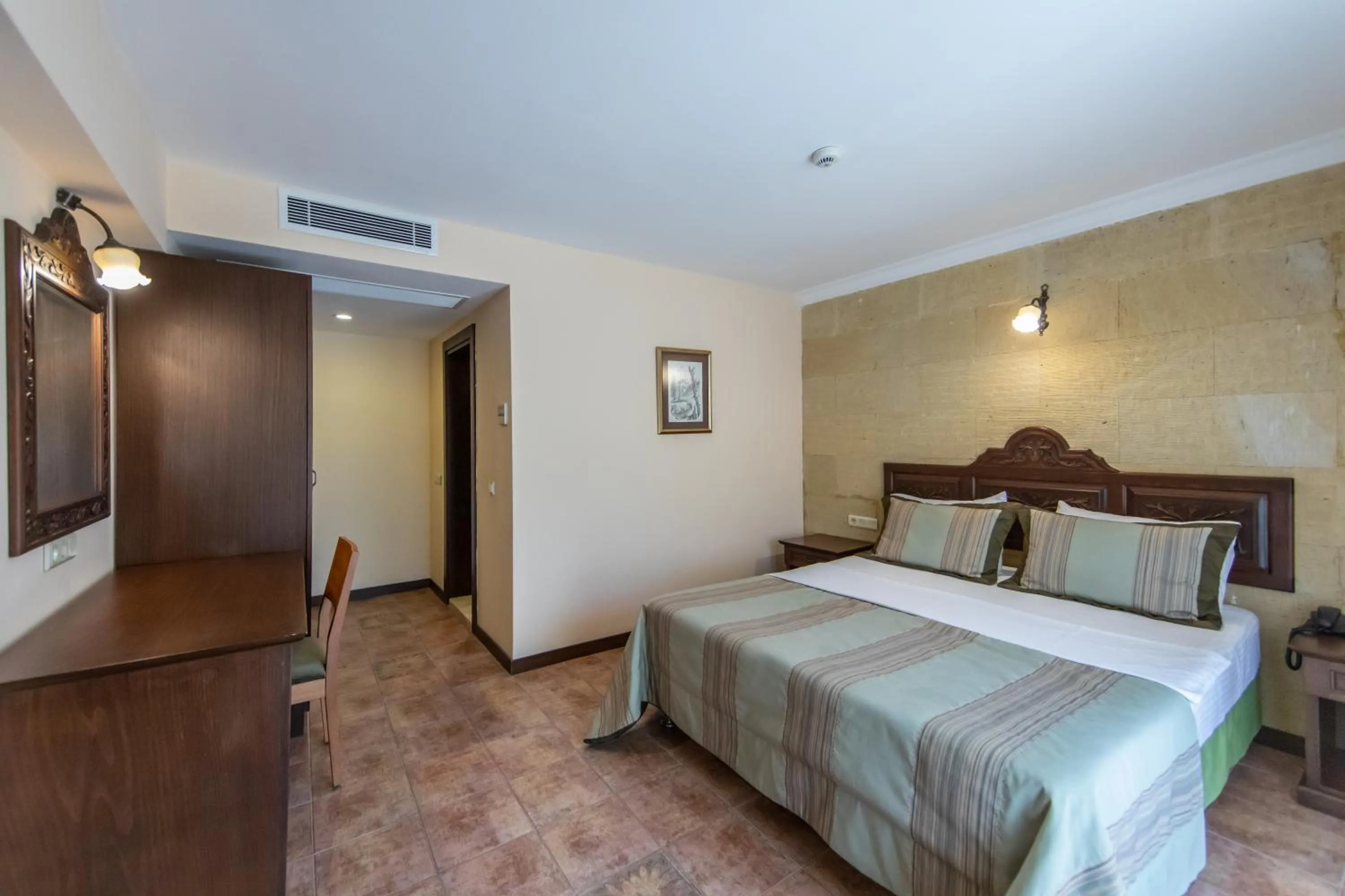 Bedroom, Bed in Ipek Garden Palace Residence