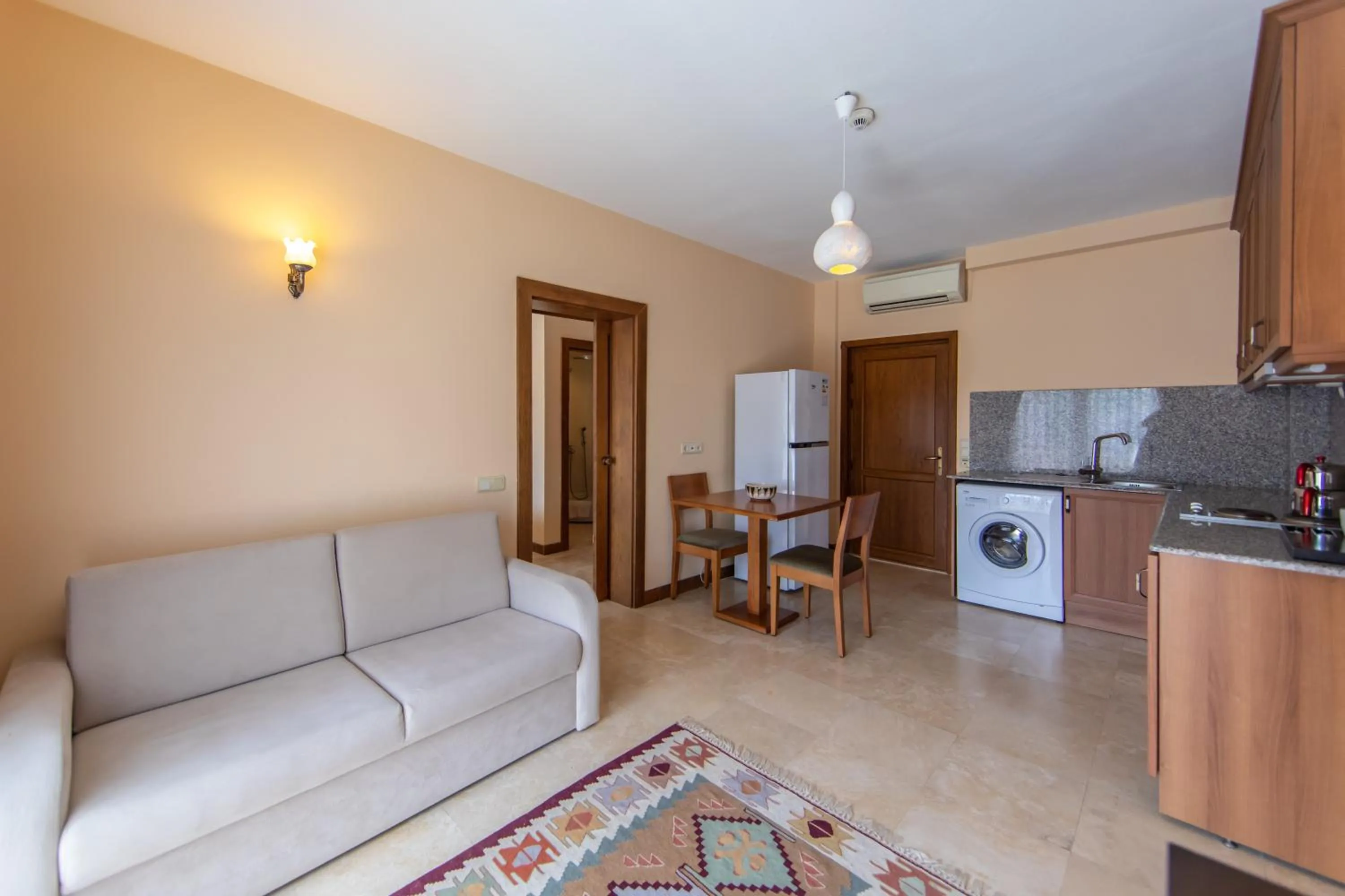 Kitchen or kitchenette in Ipek Garden Palace Residence