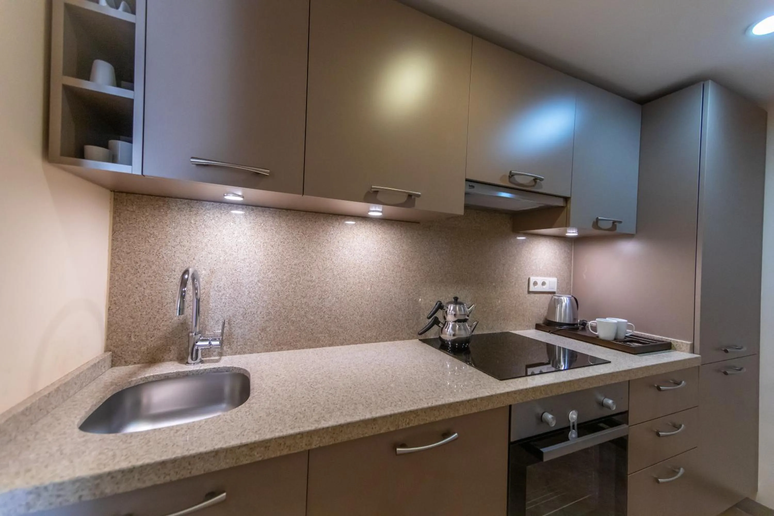 kitchen in Ipek Garden Palace Residence