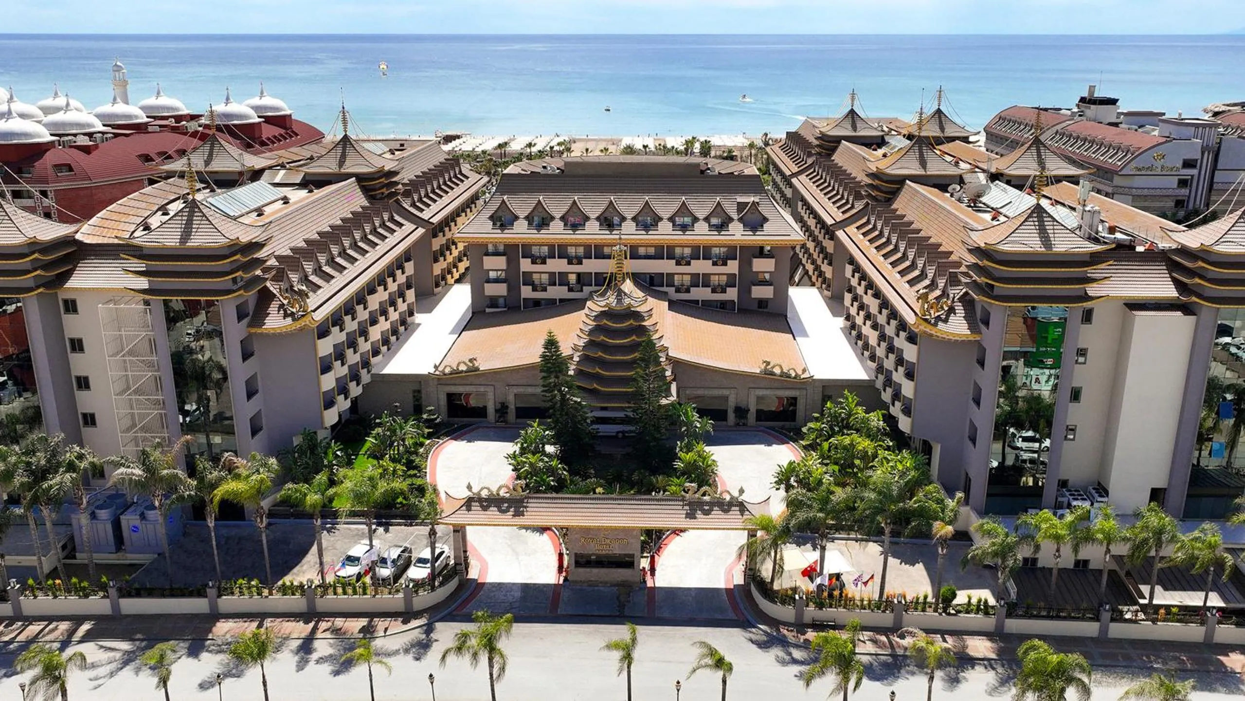 Property building in Royal Dragon Hotel