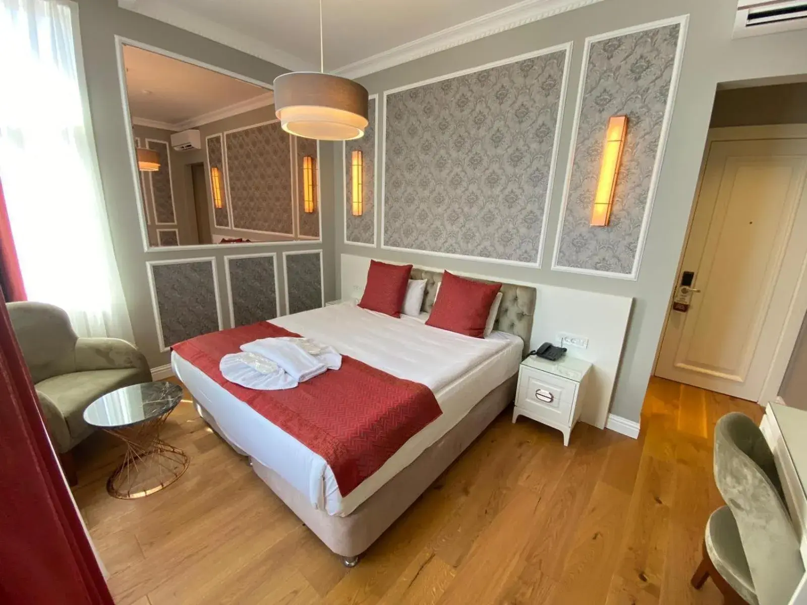 Bed in Triada Hotel Taksim - Special Category Bed in Triada Hotel Taksim - Special Category