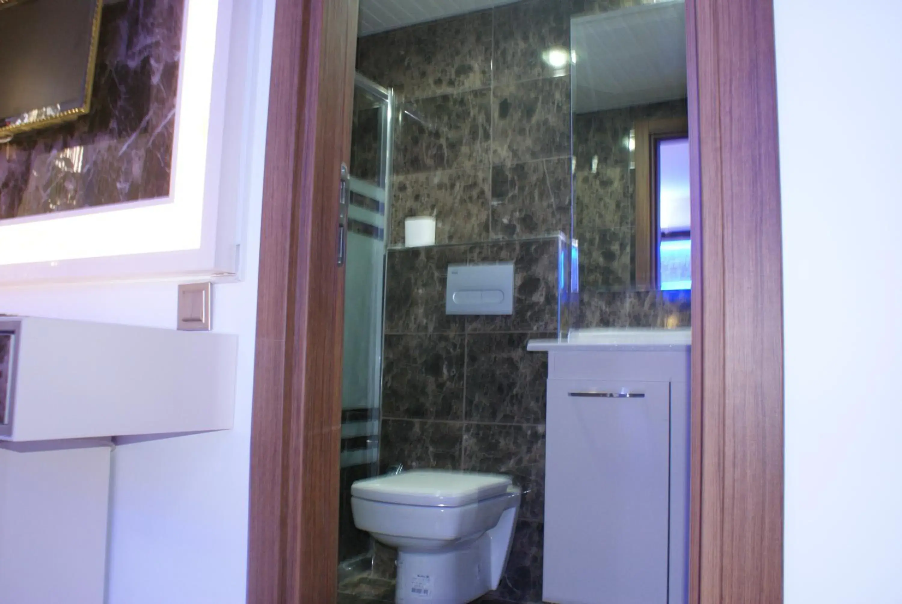 Bathroom in Behram Hotel
