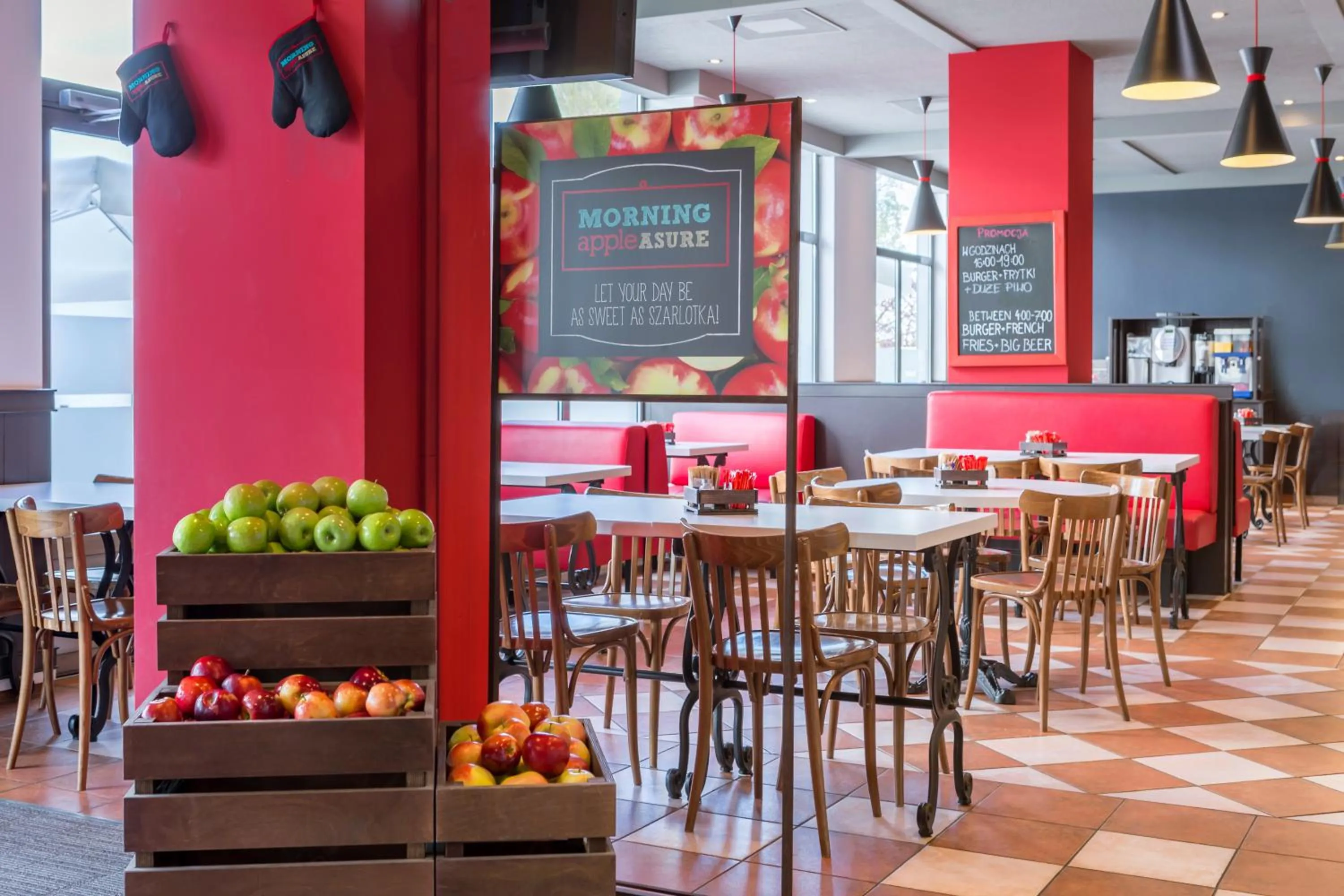 Restaurant/places to eat in Ibis Częstochowa