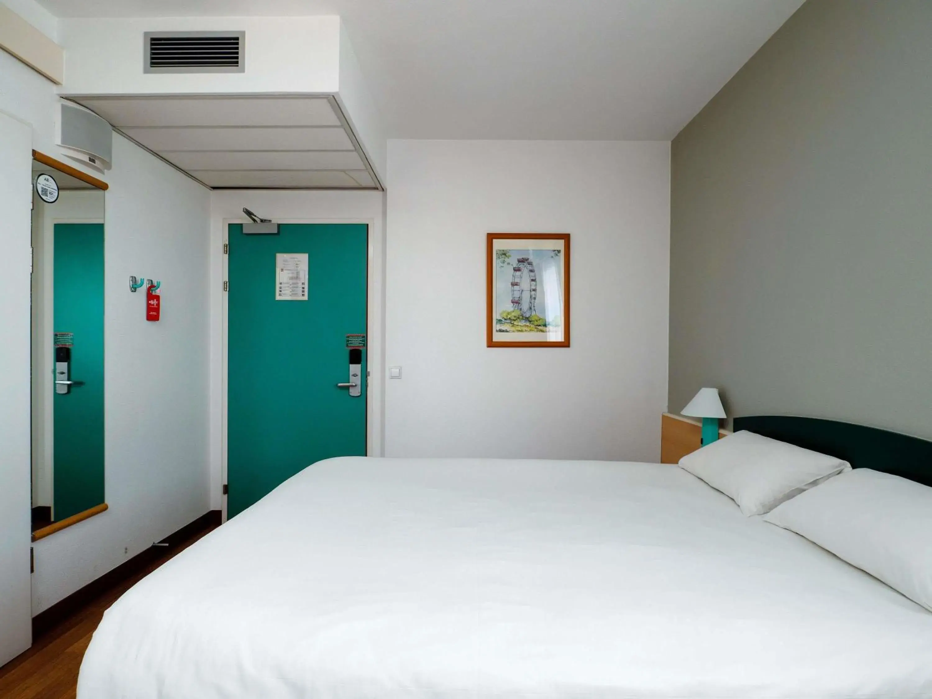 Bedroom, Bed in Ibis Częstochowa Bedroom, Bed in Ibis Częstochowa