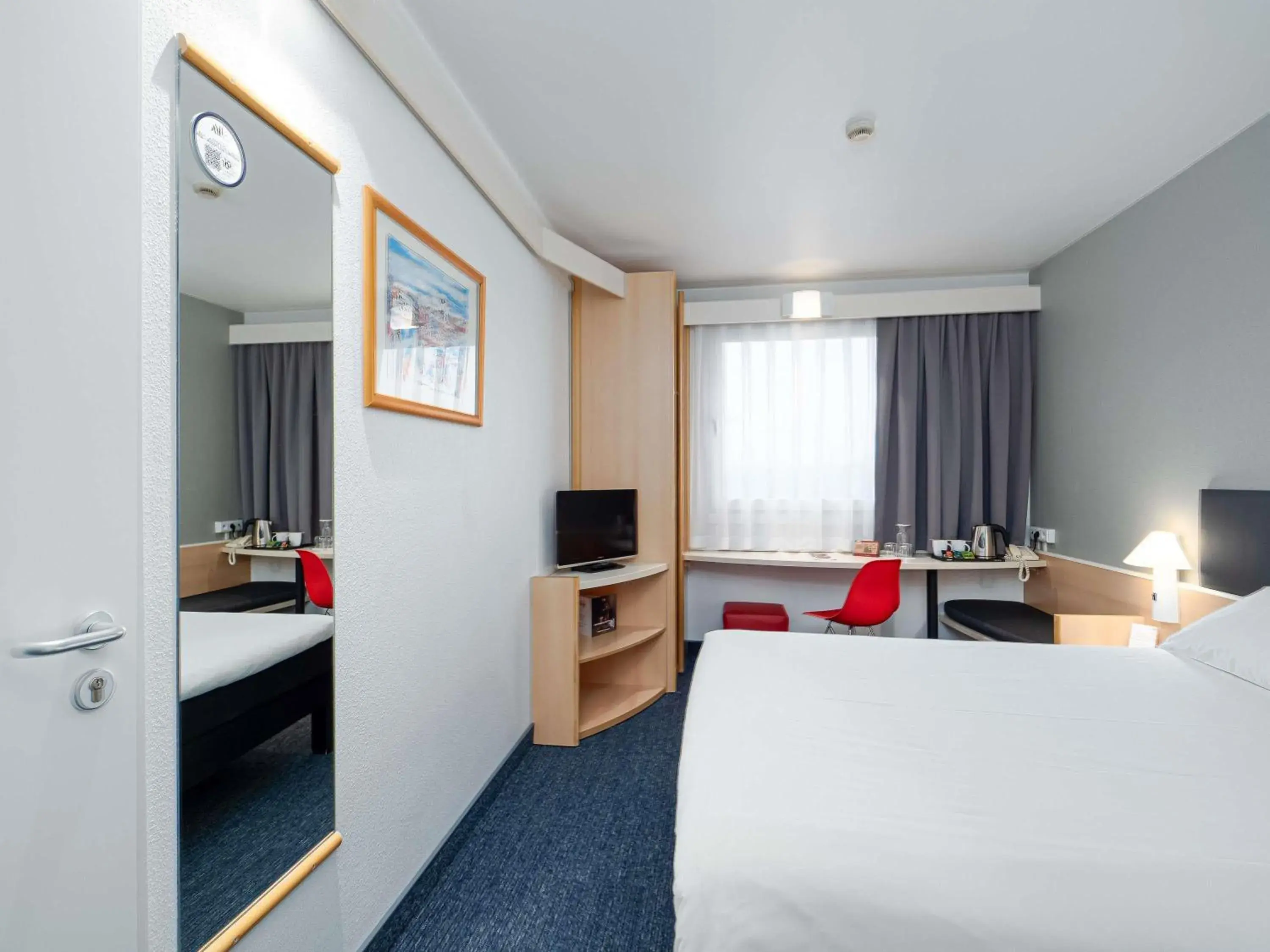 Bedroom, Bed in Ibis Częstochowa Bedroom, Bed in Ibis Częstochowa