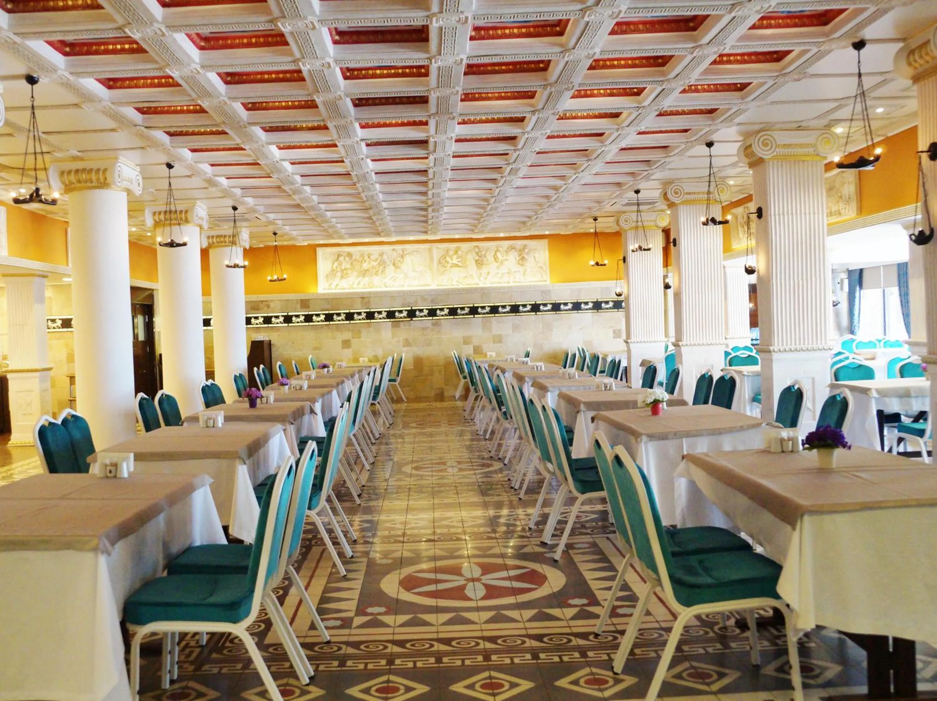 Restaurant/places to eat in Buyuk Truva Hotel