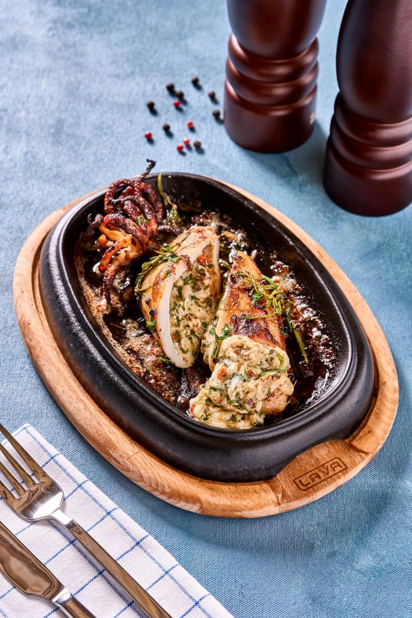 Restaurant/places to eat in Buyuk Truva Hotel