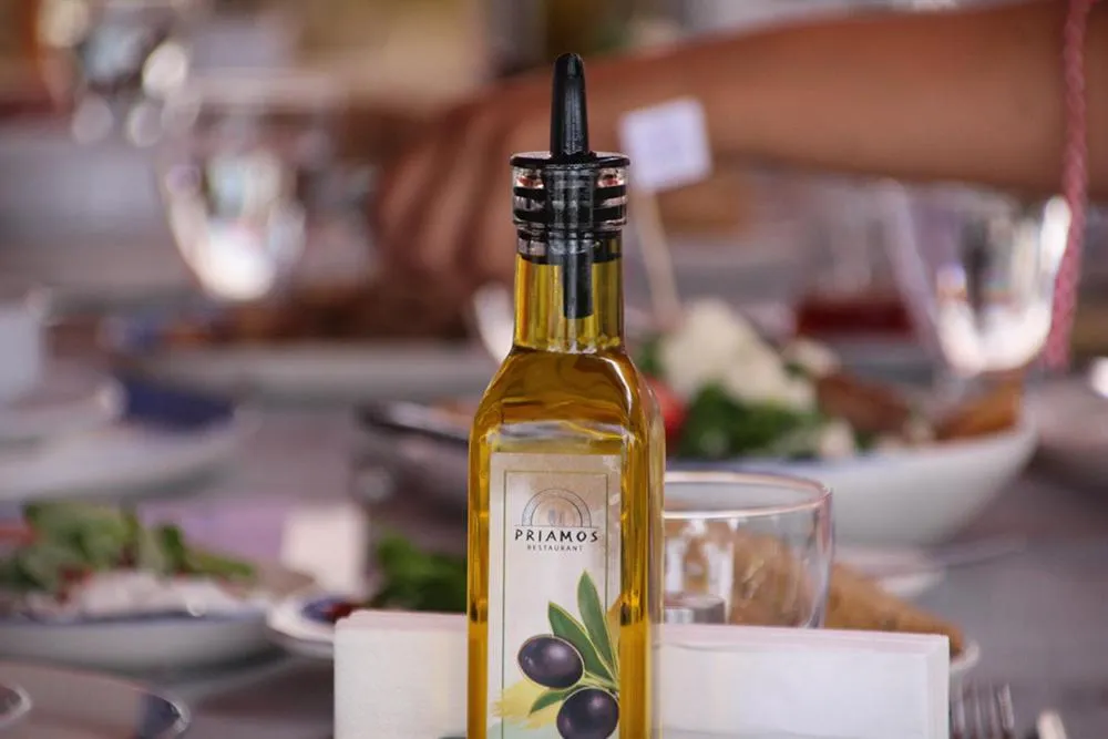 Restaurant/places to eat in Buyuk Truva Hotel