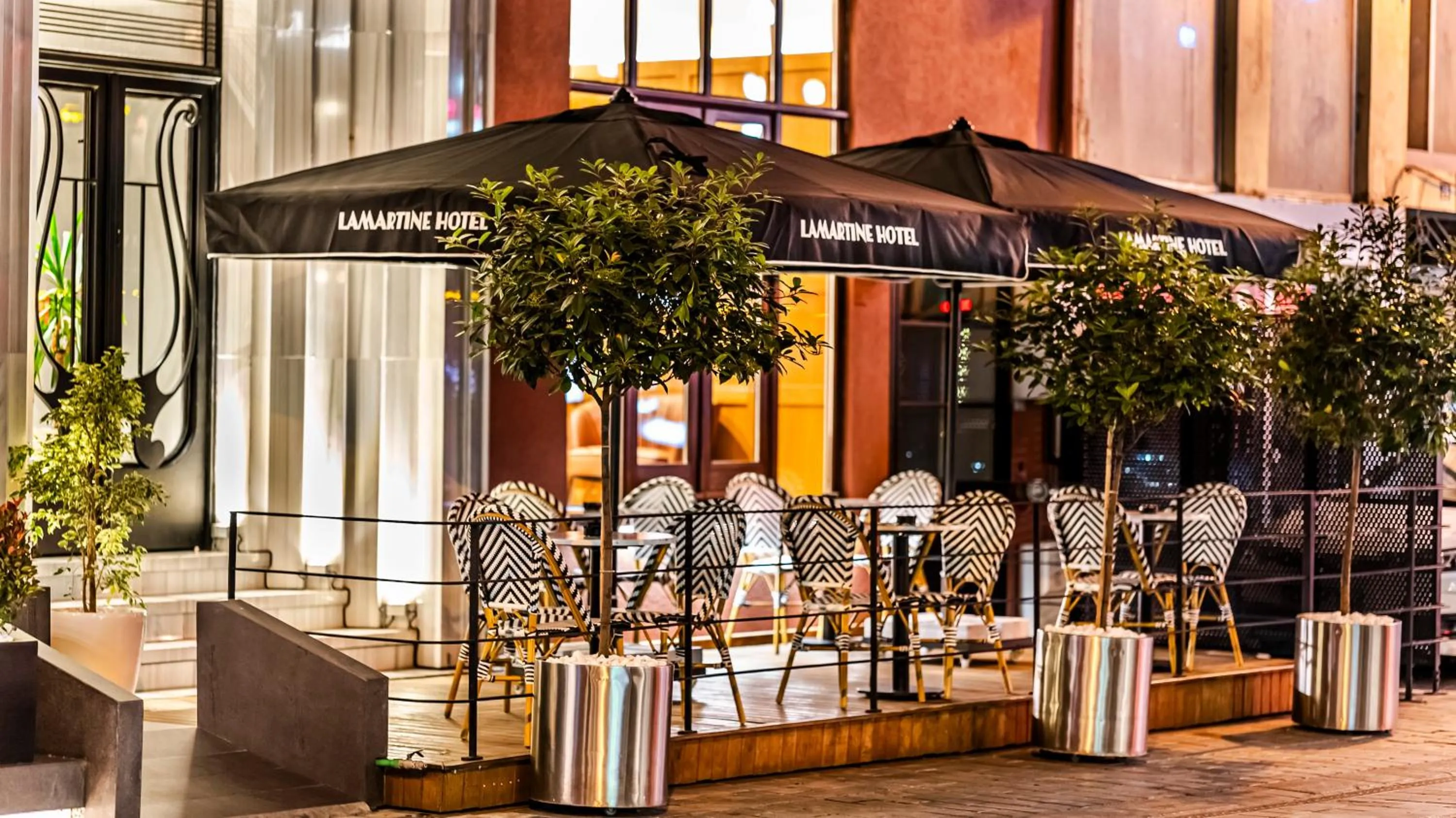 Garden in Lamartine Hotel