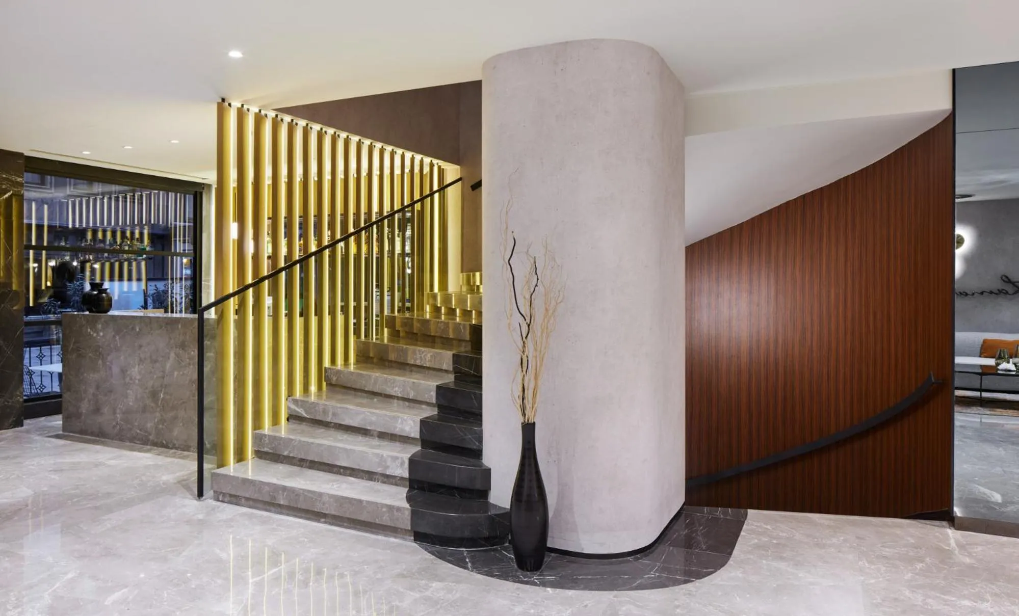 Property building in Lamartine Hotel