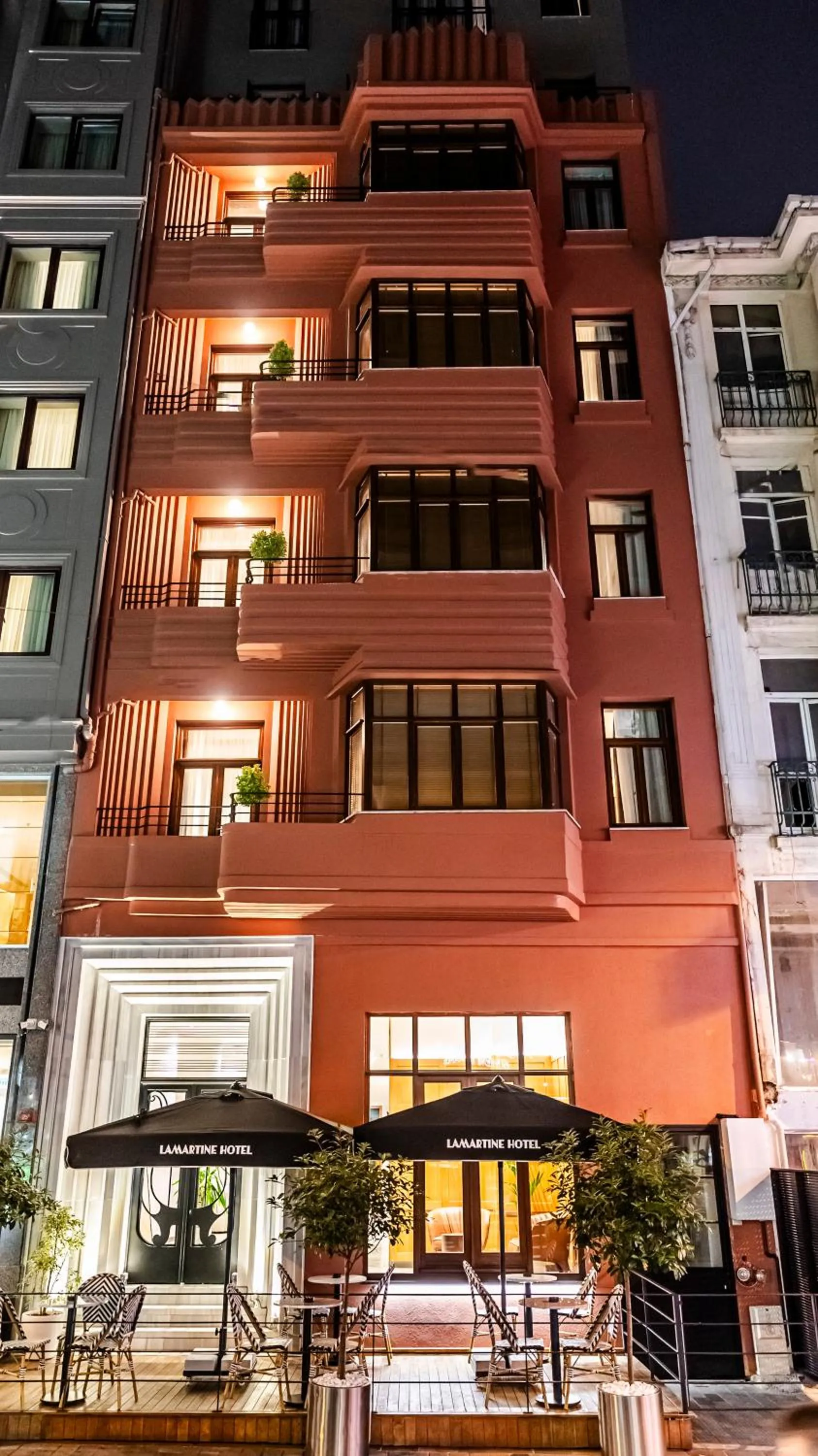 Property building in Lamartine Hotel