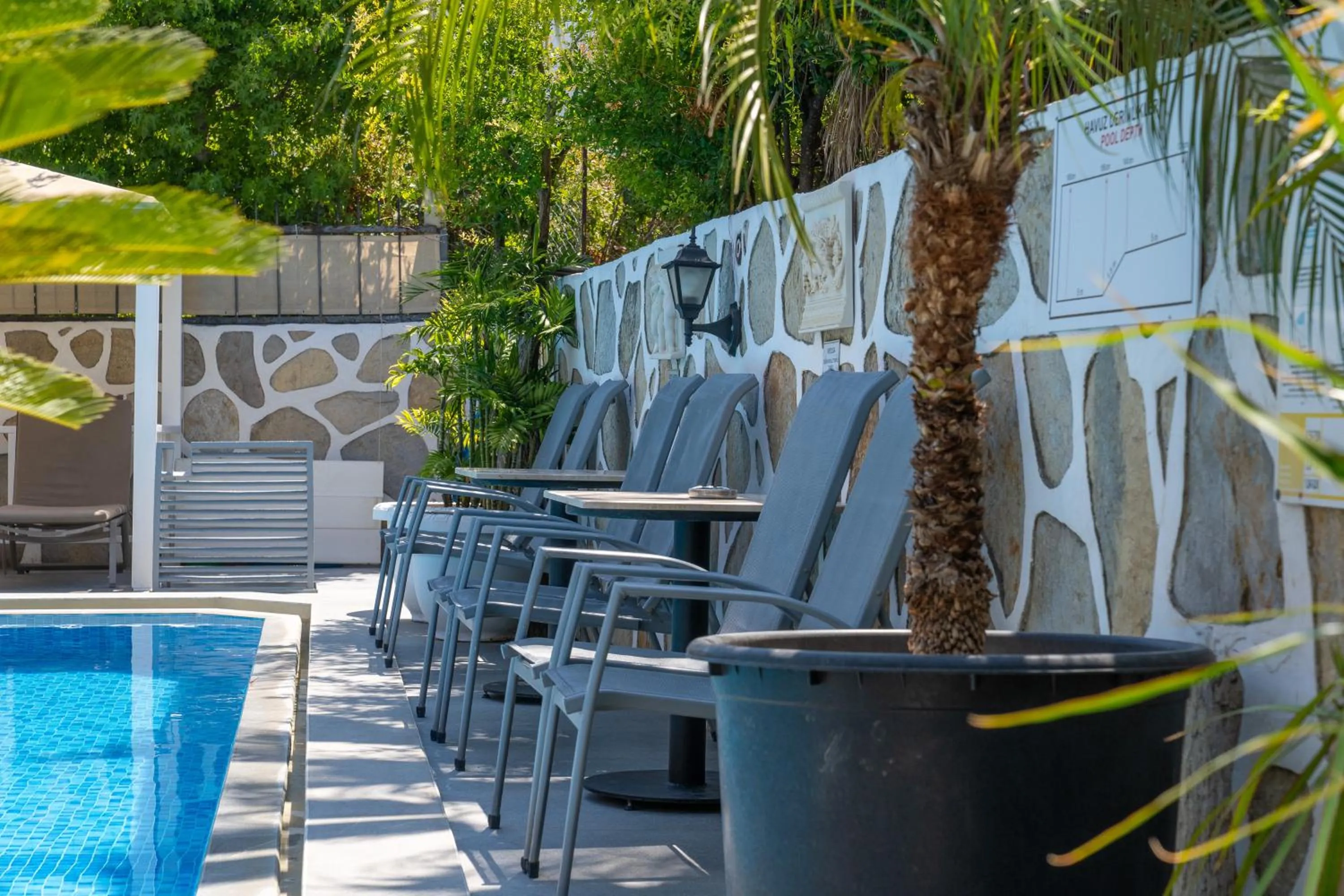 Swimming pool in Artunc Hotel Bodrum