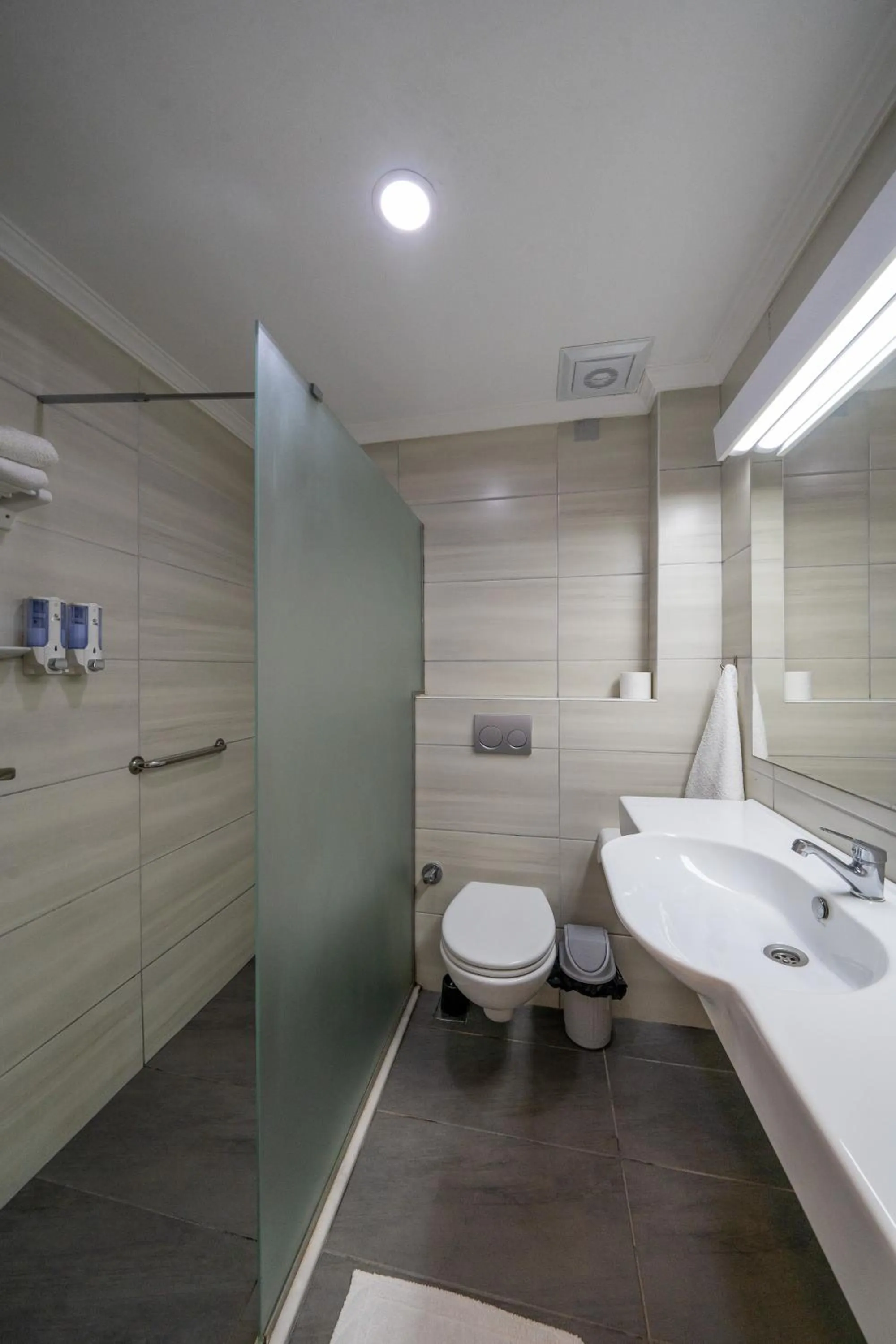 Shower in Artunc Hotel Bodrum