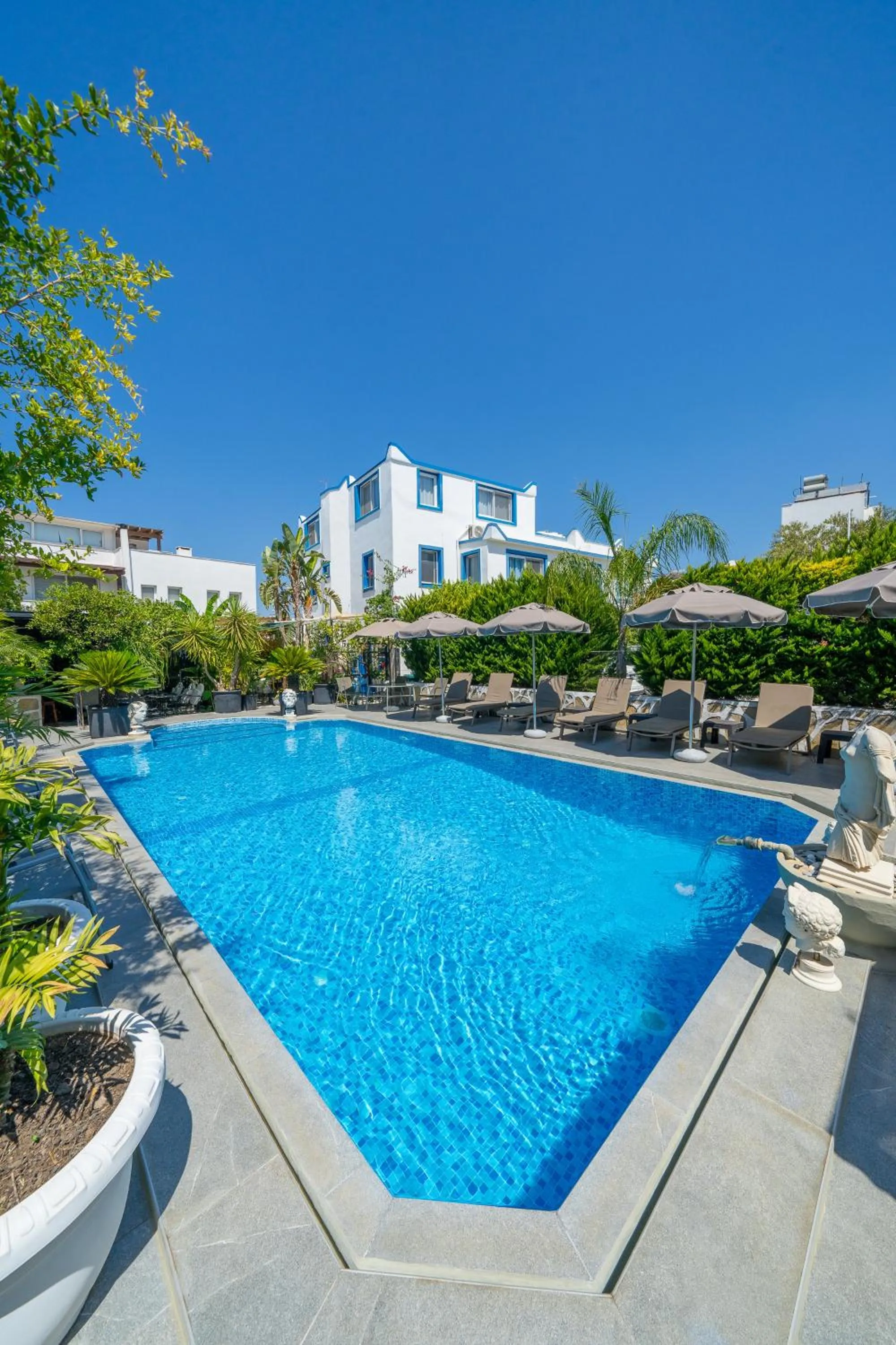 Swimming pool in Artunc Hotel Bodrum