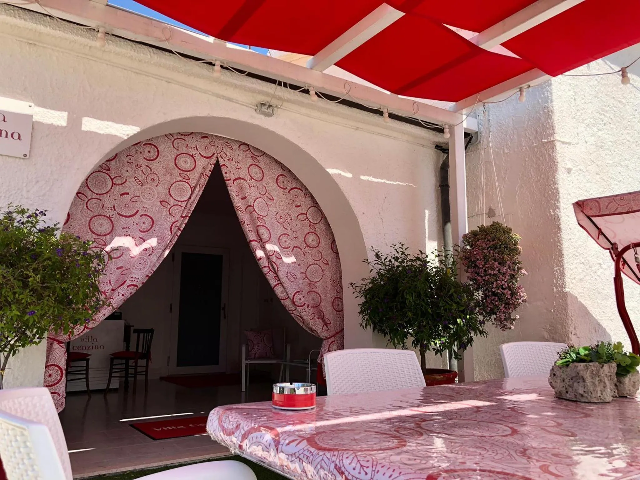 Day in Villa Cenzina