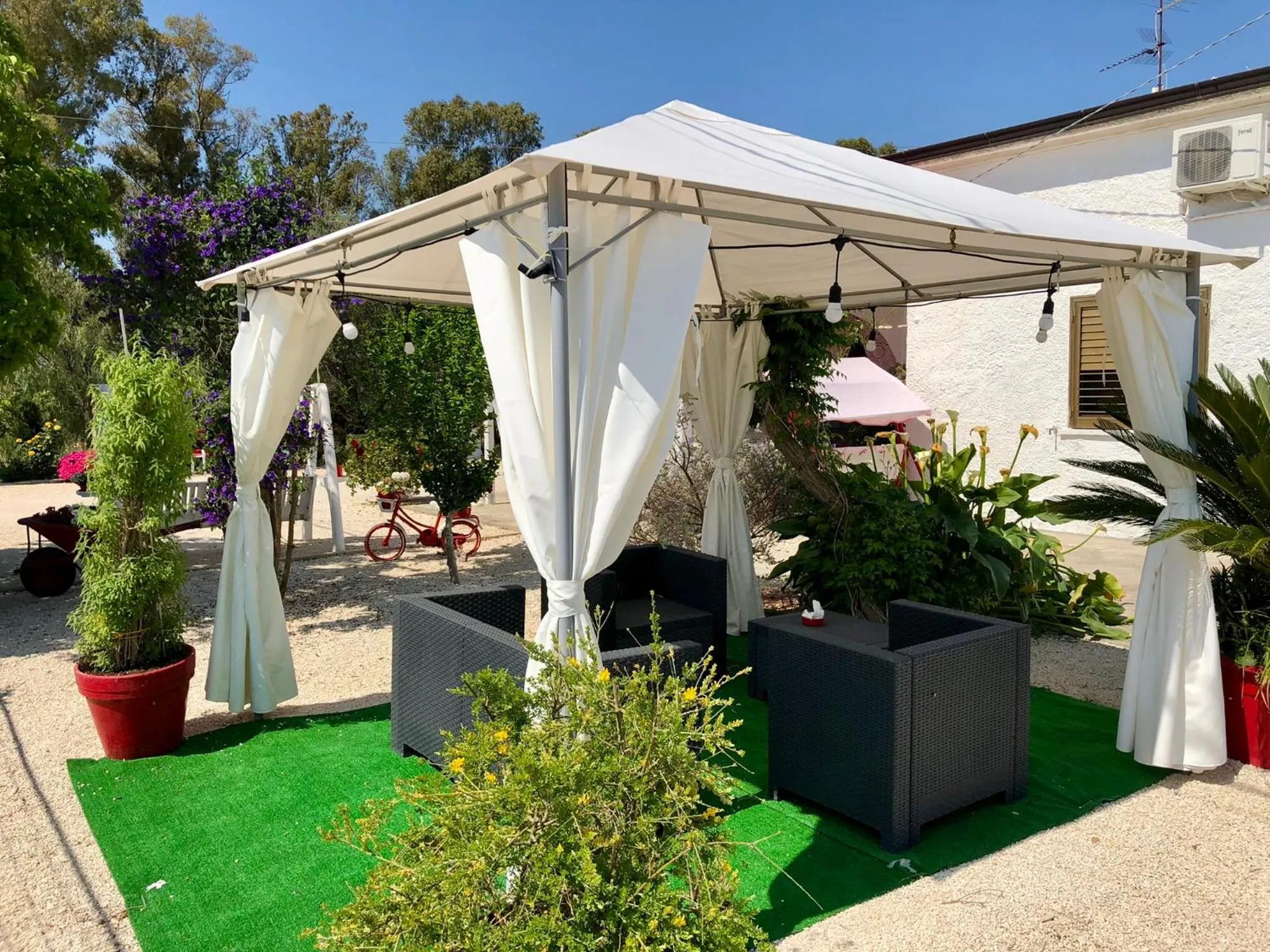 Day in Villa Cenzina