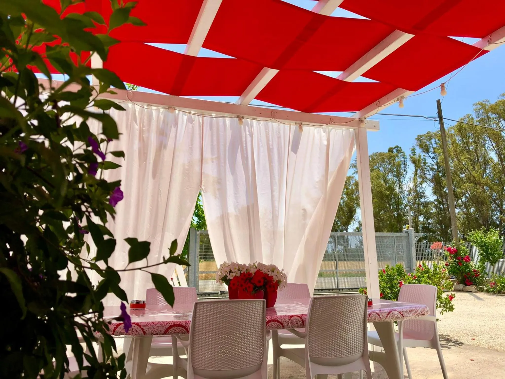 Garden view in Villa Cenzina