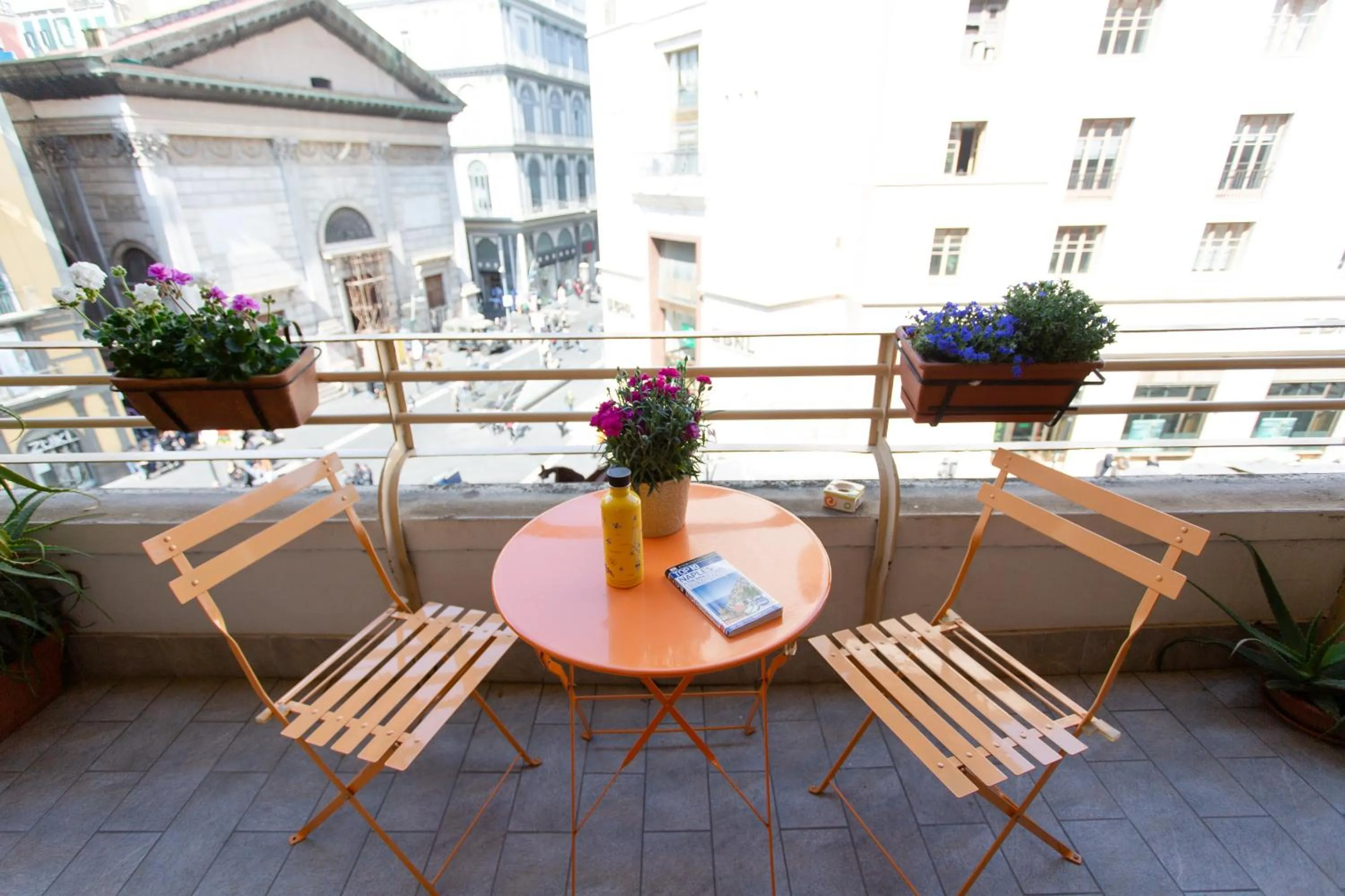 Balcony/Terrace in Napoli Bonita b&b