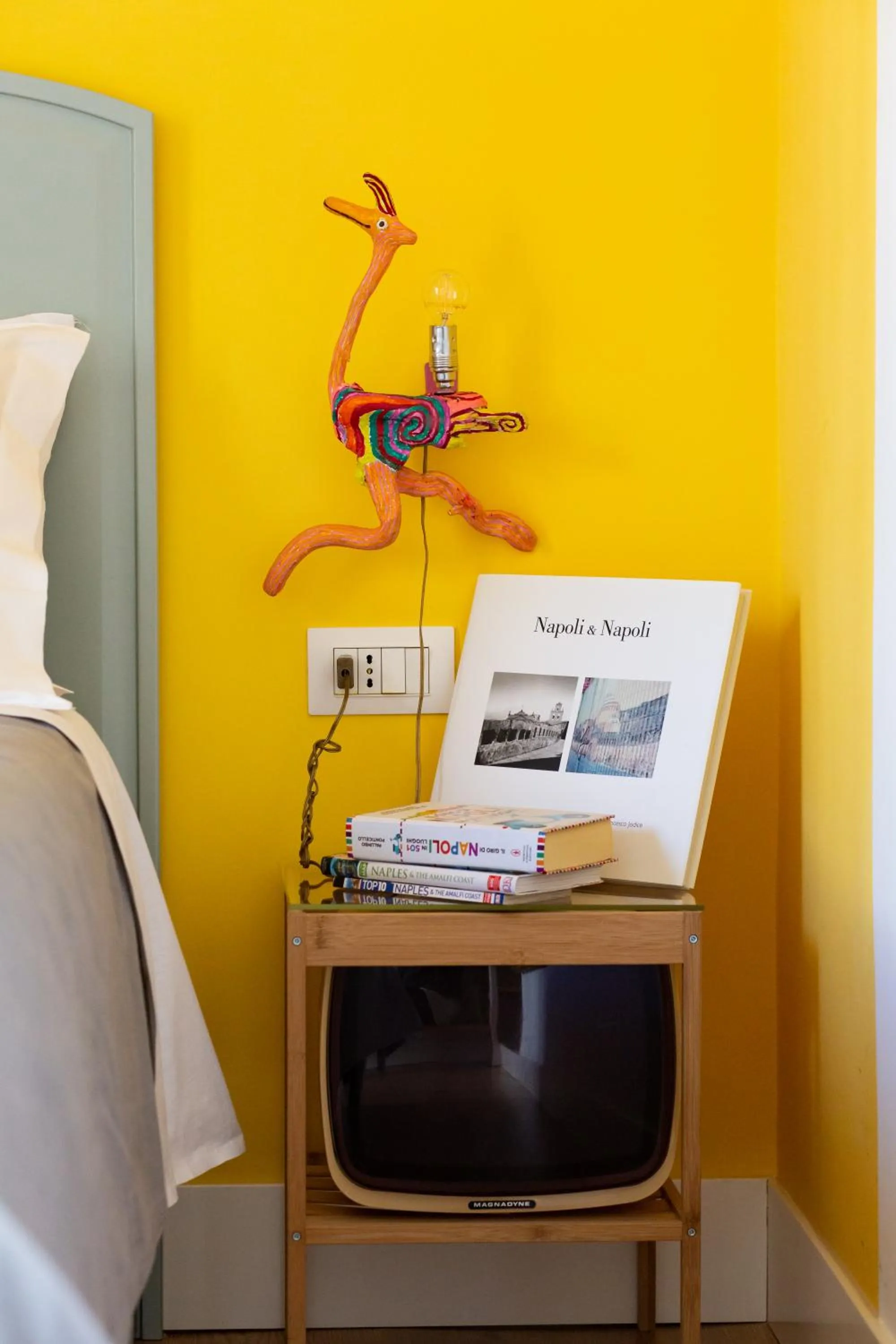 Decorative detail in Napoli Bonita b&b