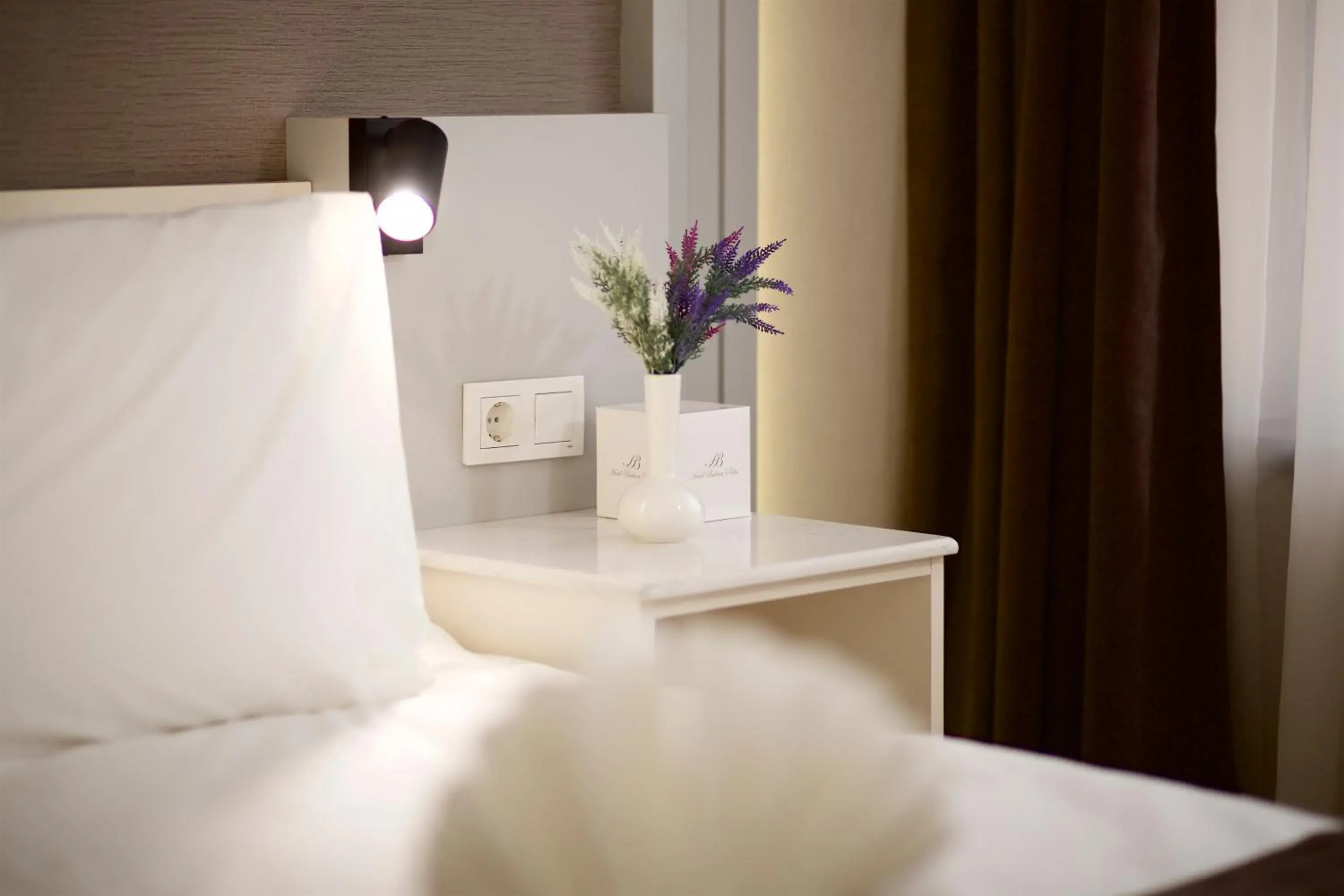 Bed in Hotel Bulvar Palas Bed in Hotel Bulvar Palas