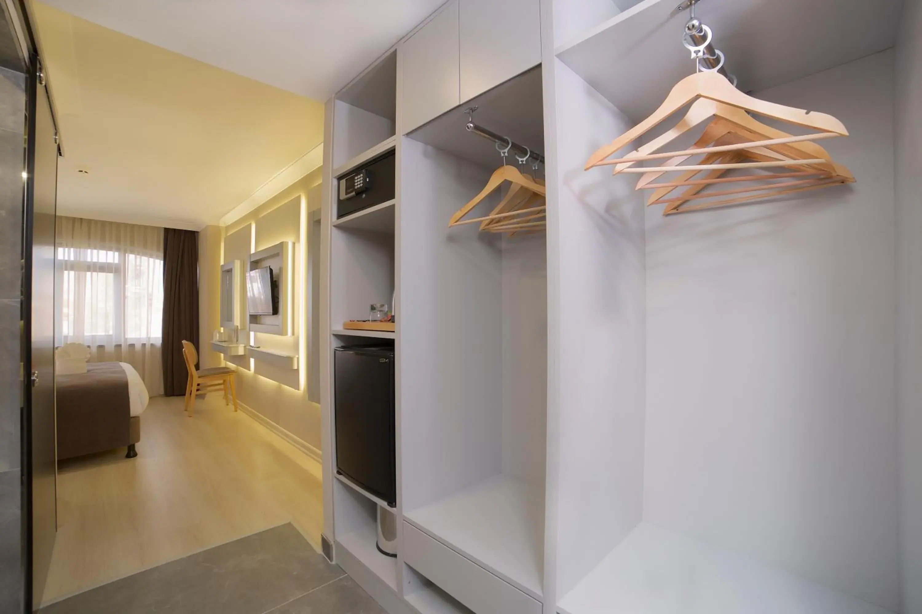 Photo of the whole room in Hotel Bulvar Palas Photo of the whole room in Hotel Bulvar Palas