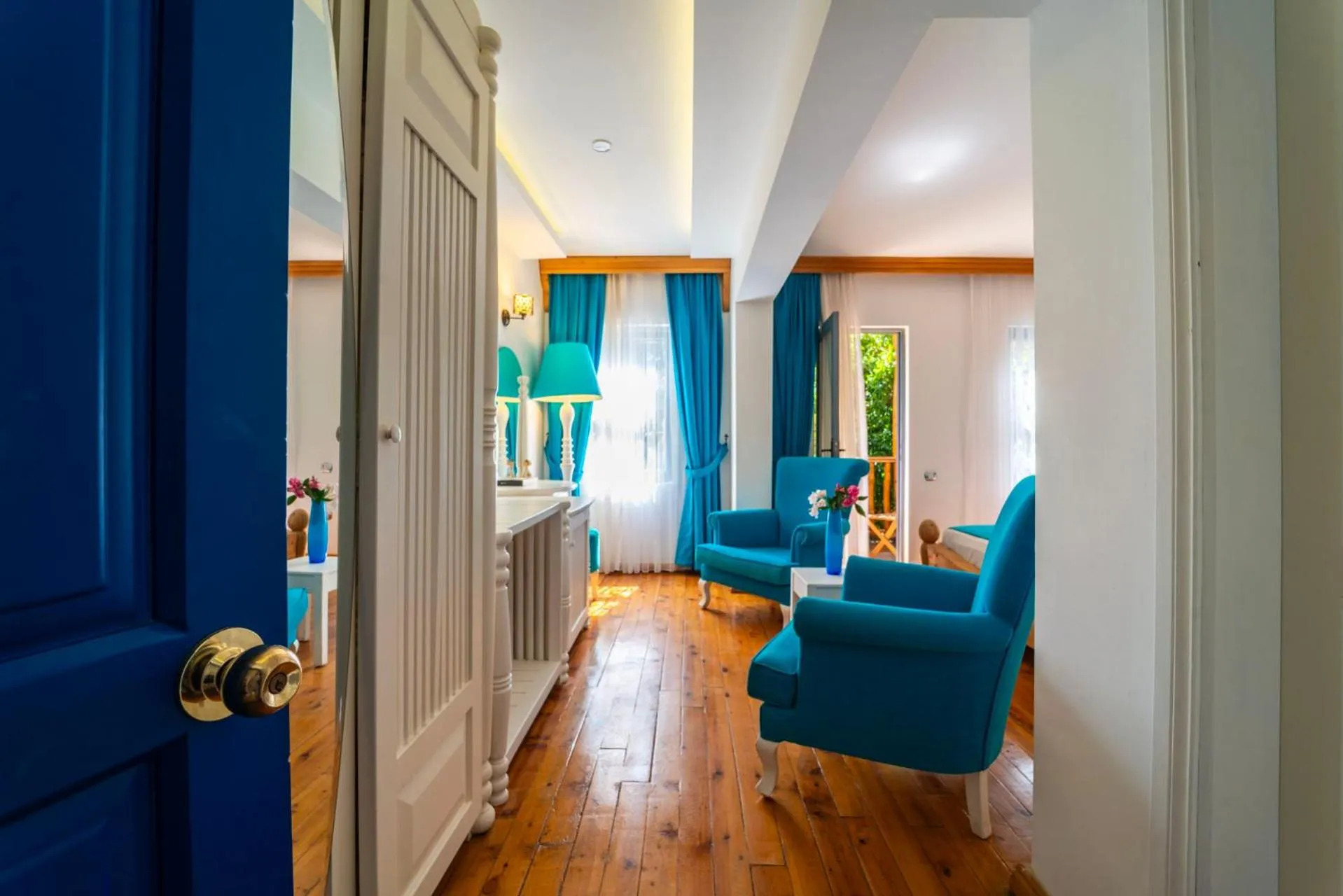 Decorative detail in Elixir Hotel