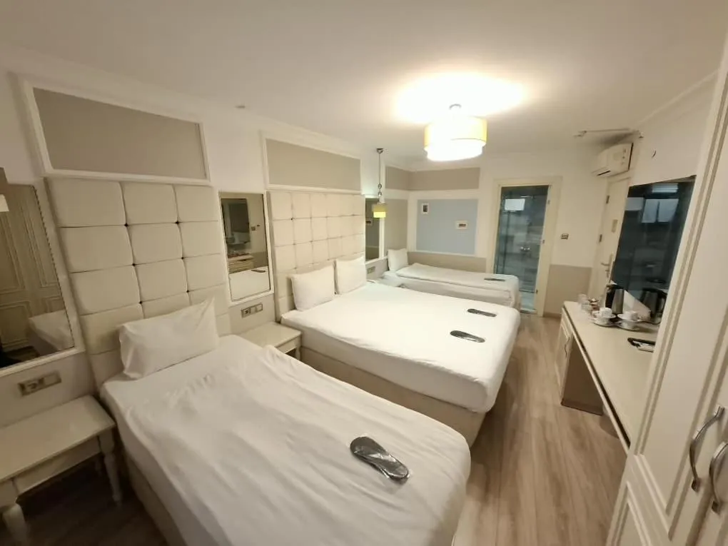 Photo of the whole room, Bed in The Constantine Hotel