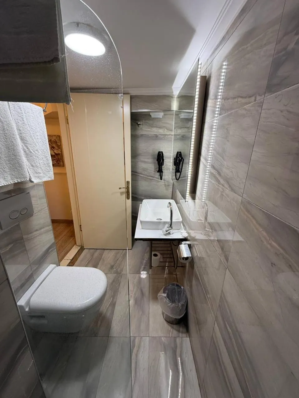 Shower in The Constantine Hotel