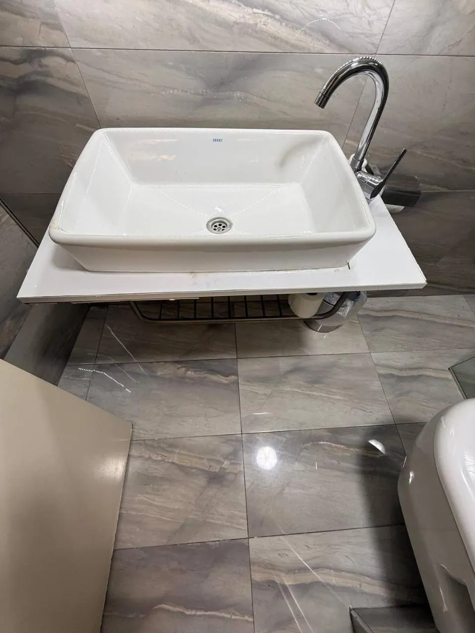 Bathroom in The Constantine Hotel