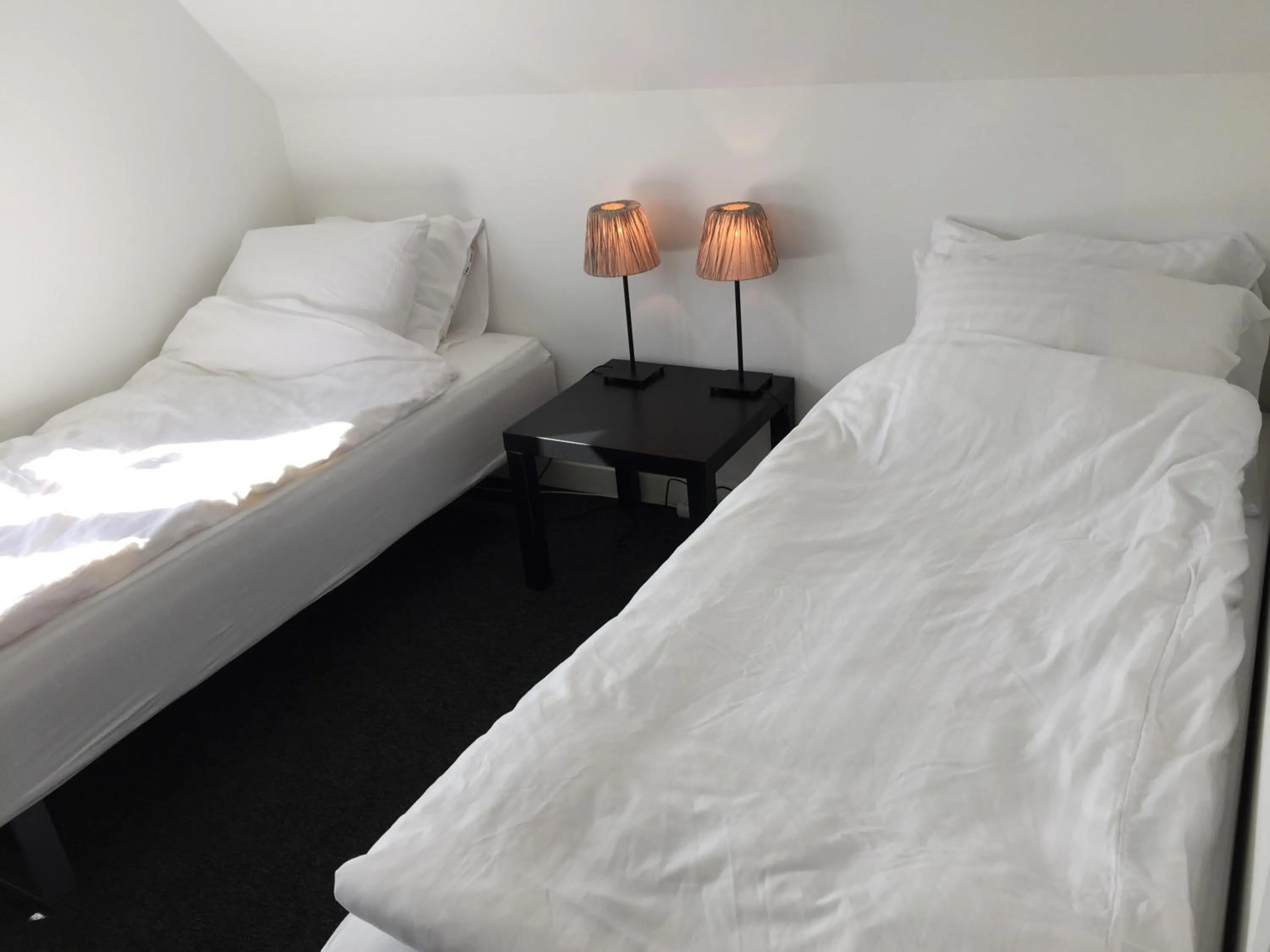 Bed in Close But Quiet