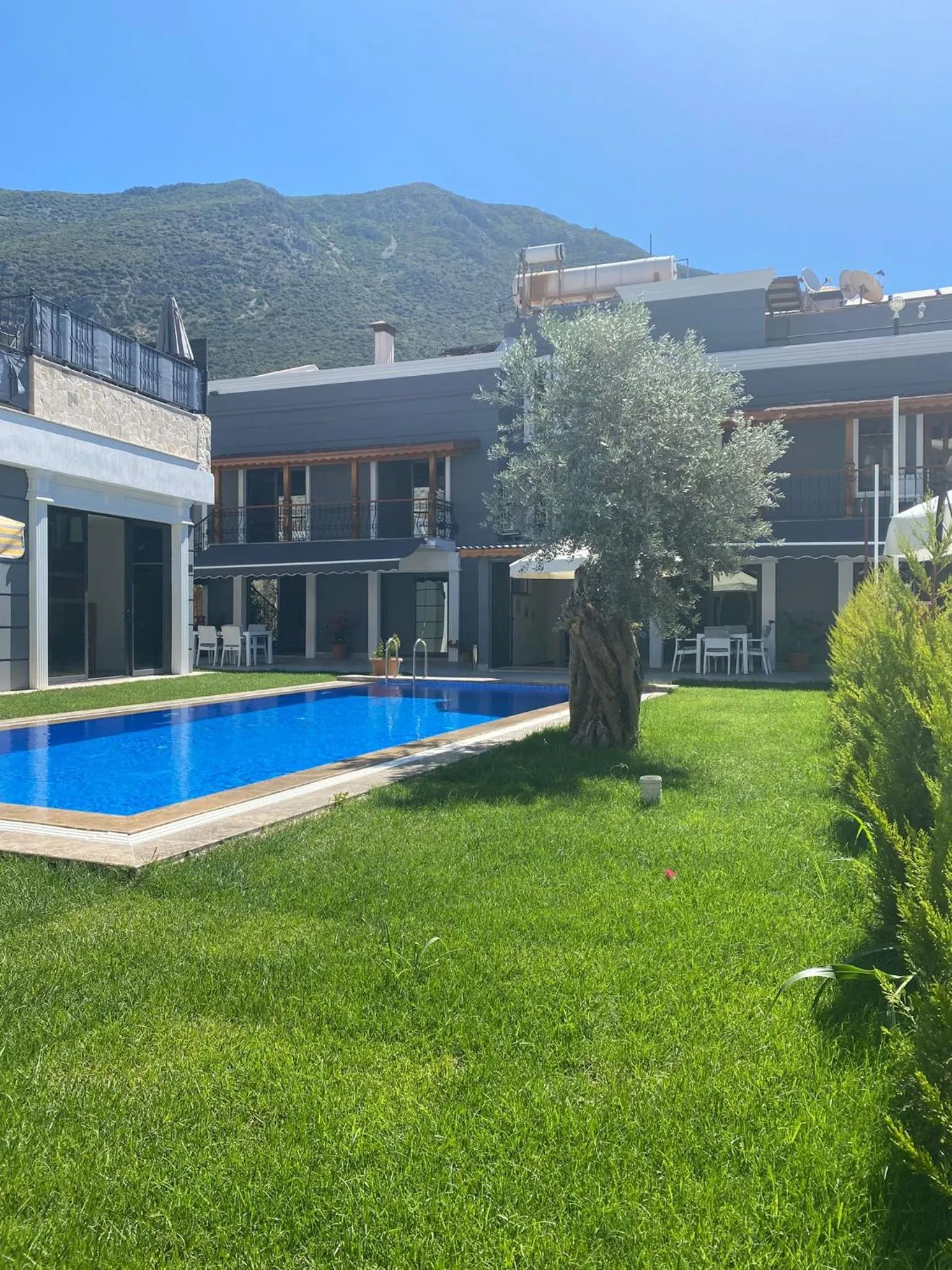 Property building in Nur Suites & Hotels