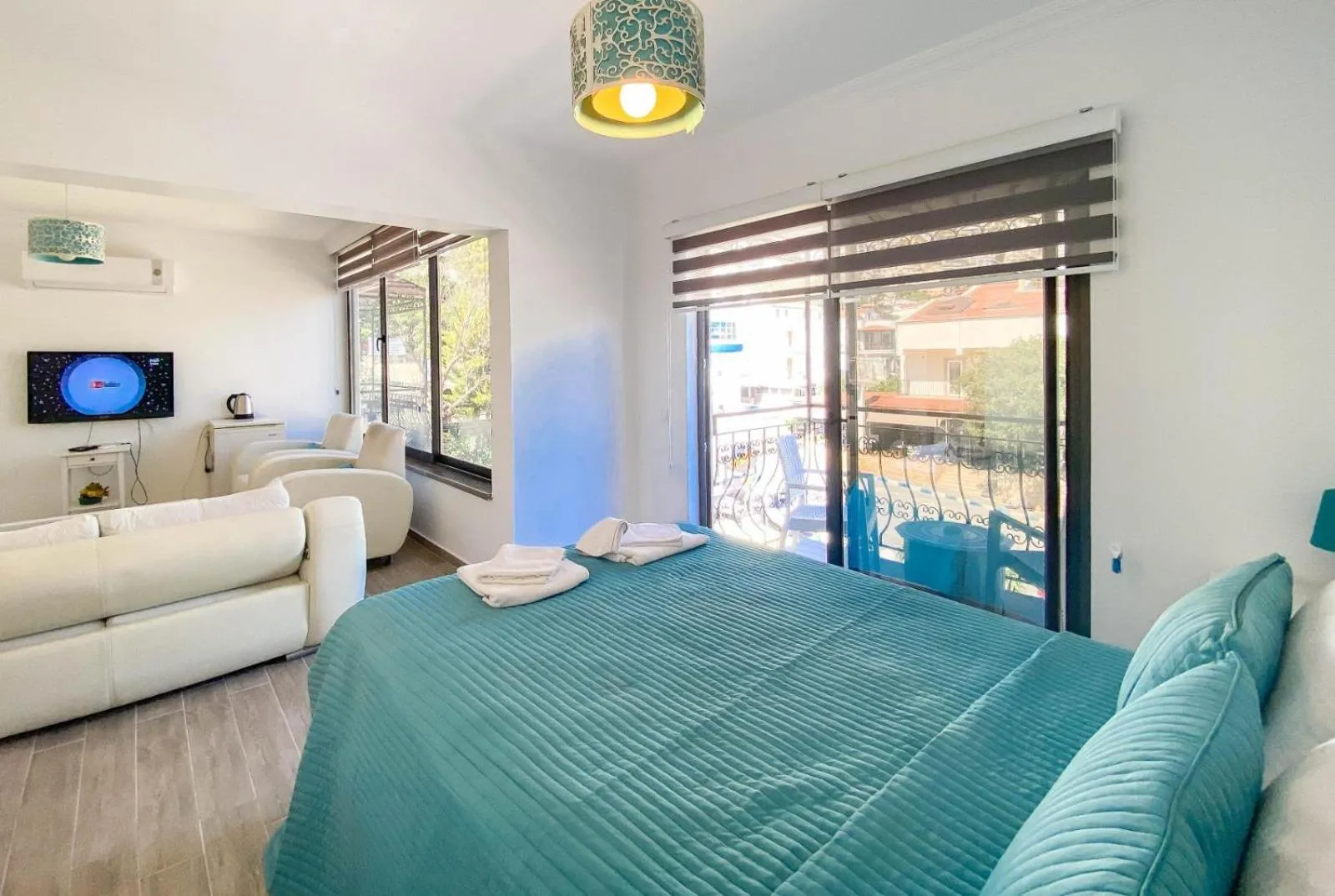 Photo of the whole room, Bed in Nur Suites & Hotels