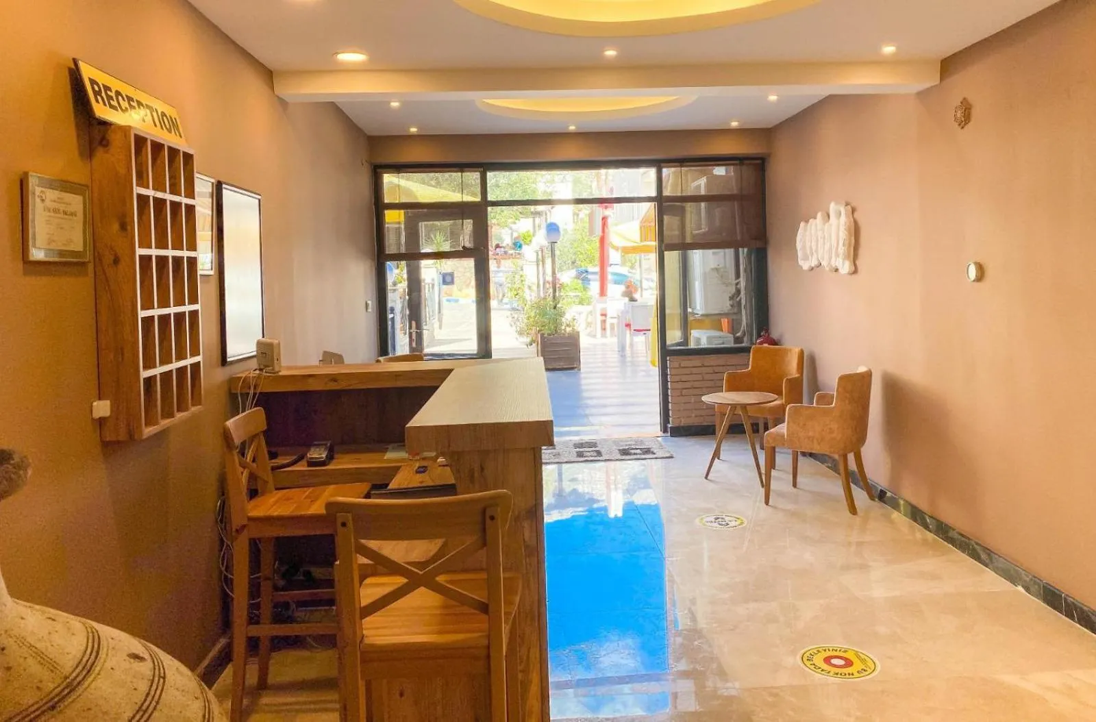 Lobby or reception in Nur Suites & Hotels